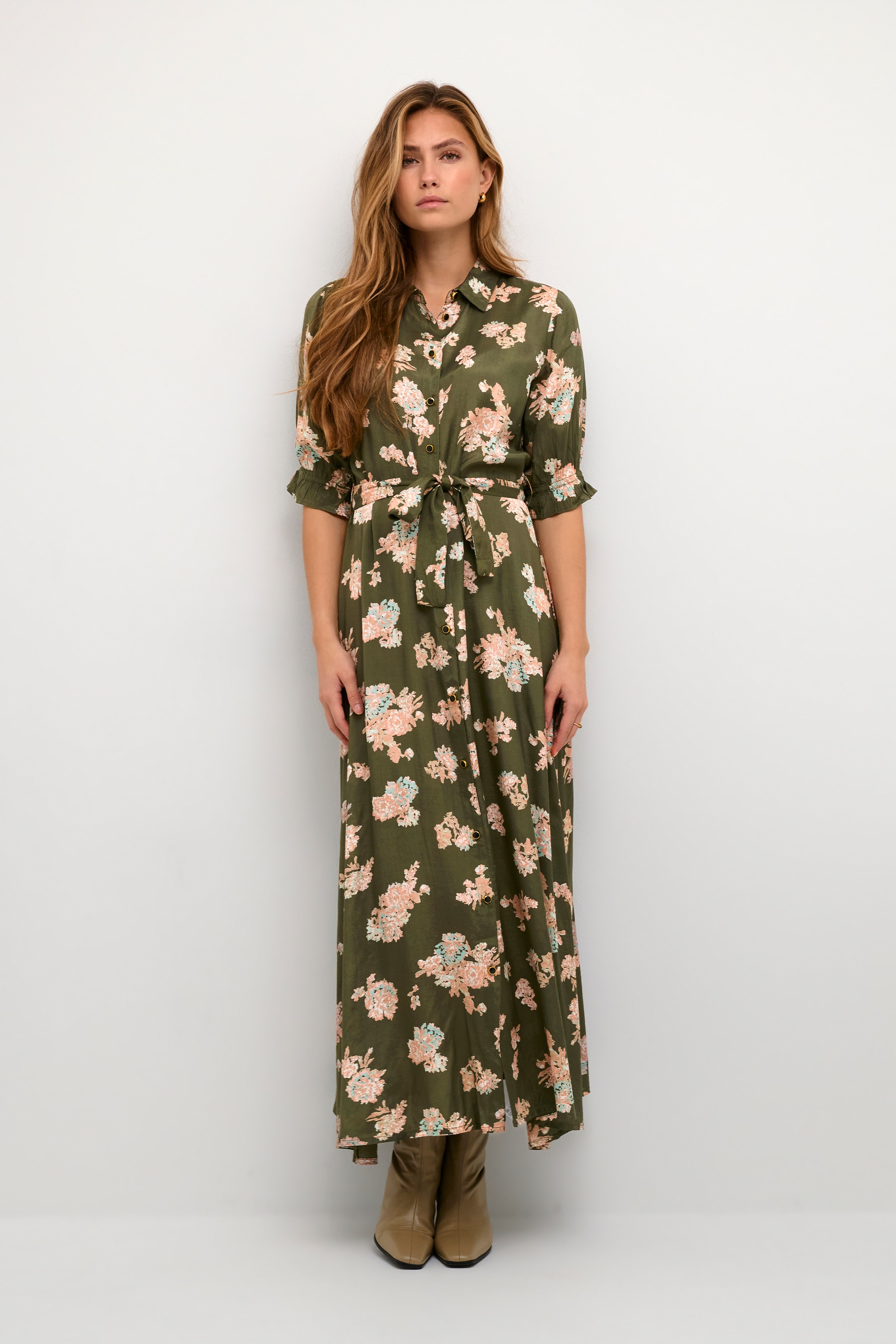 KAvelana Kjole LOOKBOOK FRONT 10504043-50947