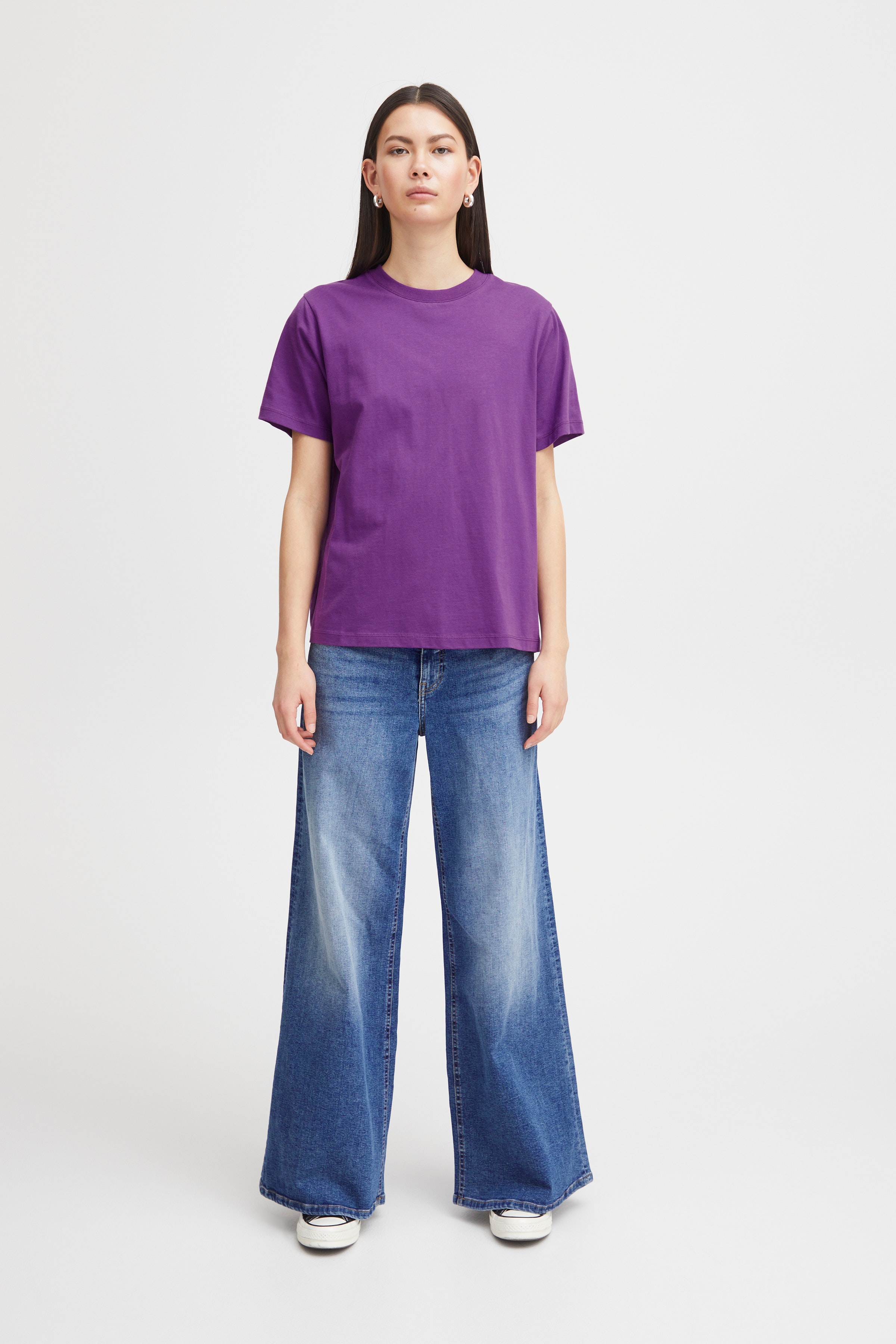 IHPALMER LOOSE T-shirt LOOKBOOK FRONT 20119365-193536