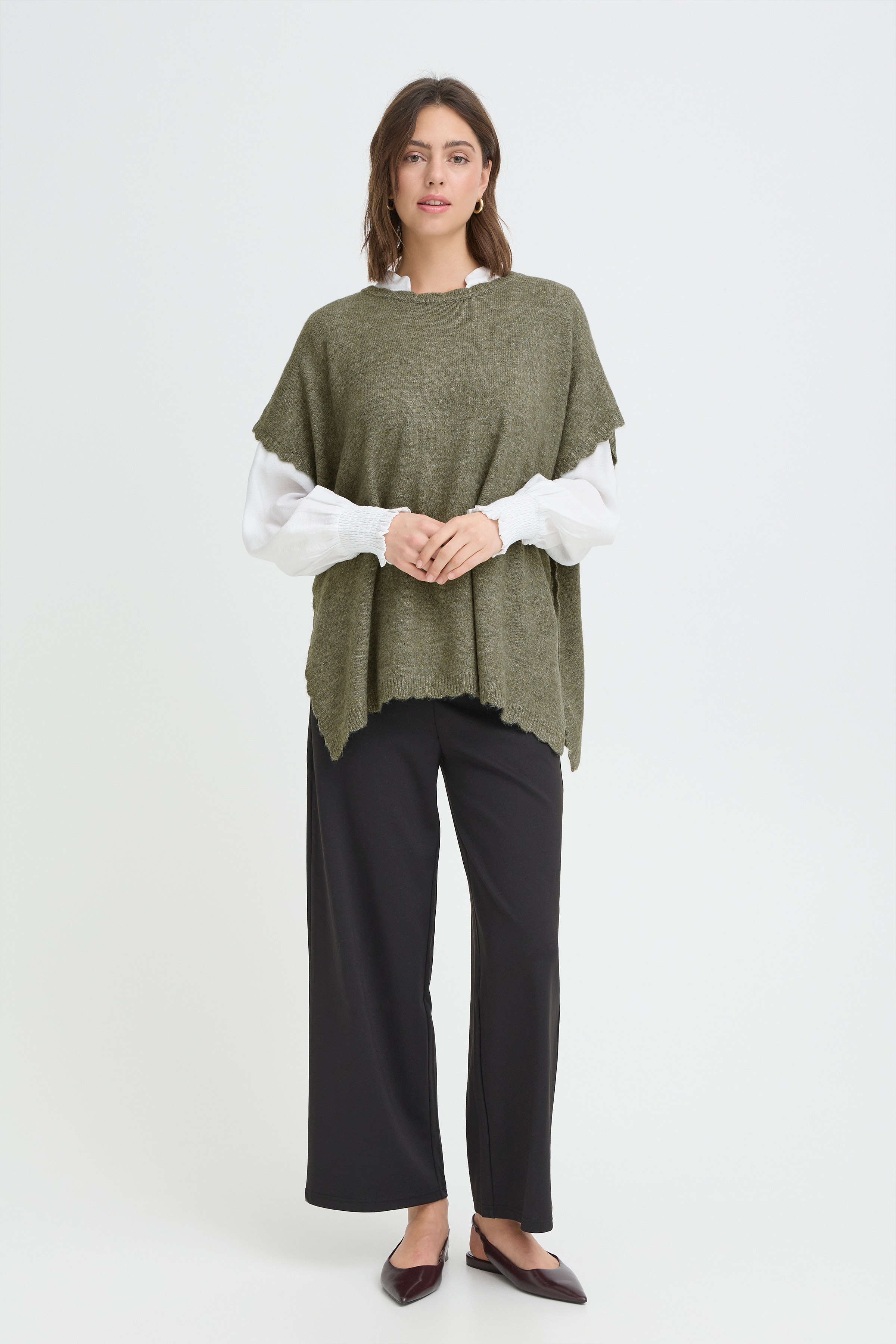 FRELISE Poncho LOOKBOOK FRONT 20617676-180516