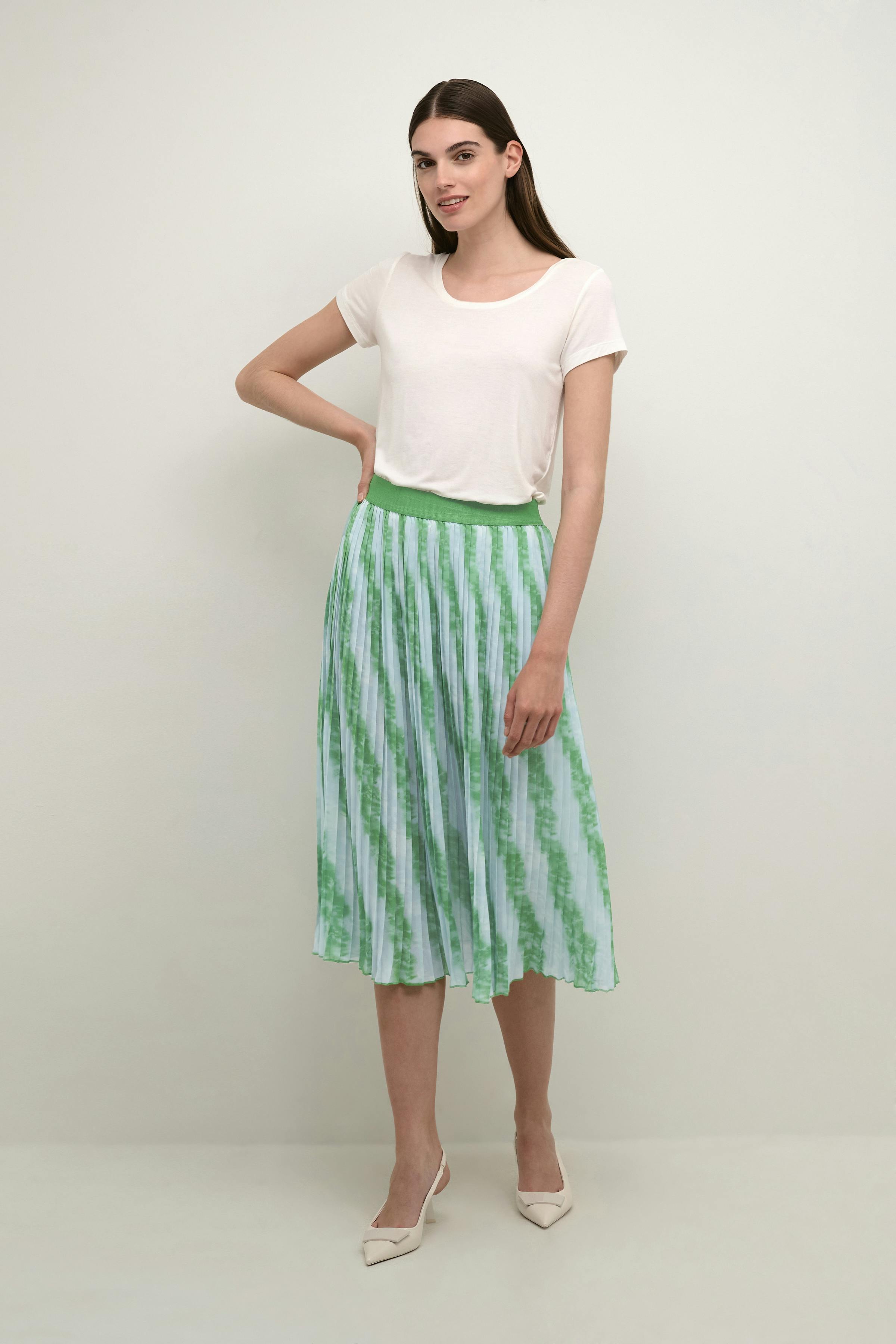 CUcarly Skirt LOOKBOOK FRONT 50110000-107013