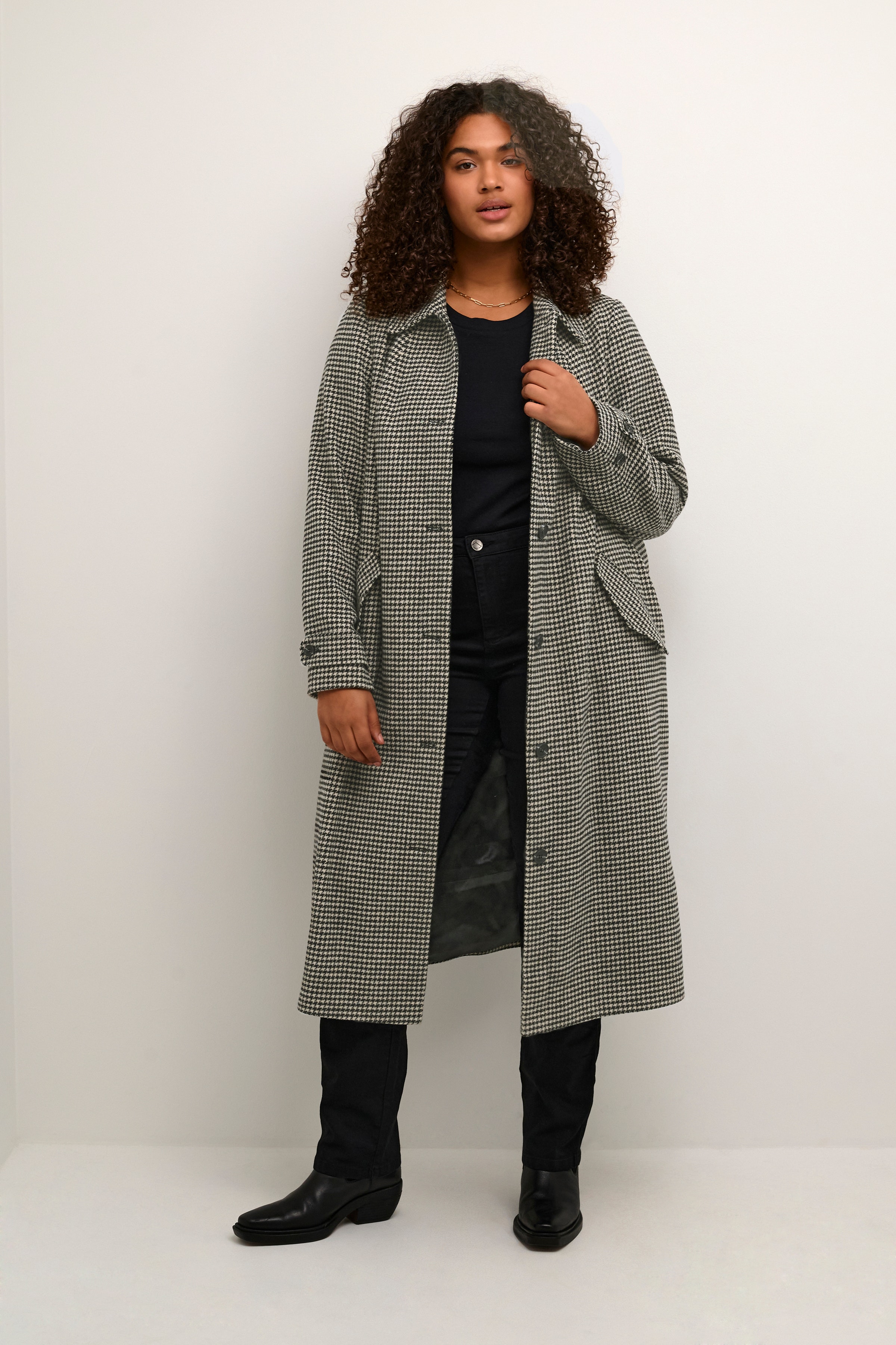 KCgene Coat LOOKBOOK FRONT 10581695-104652