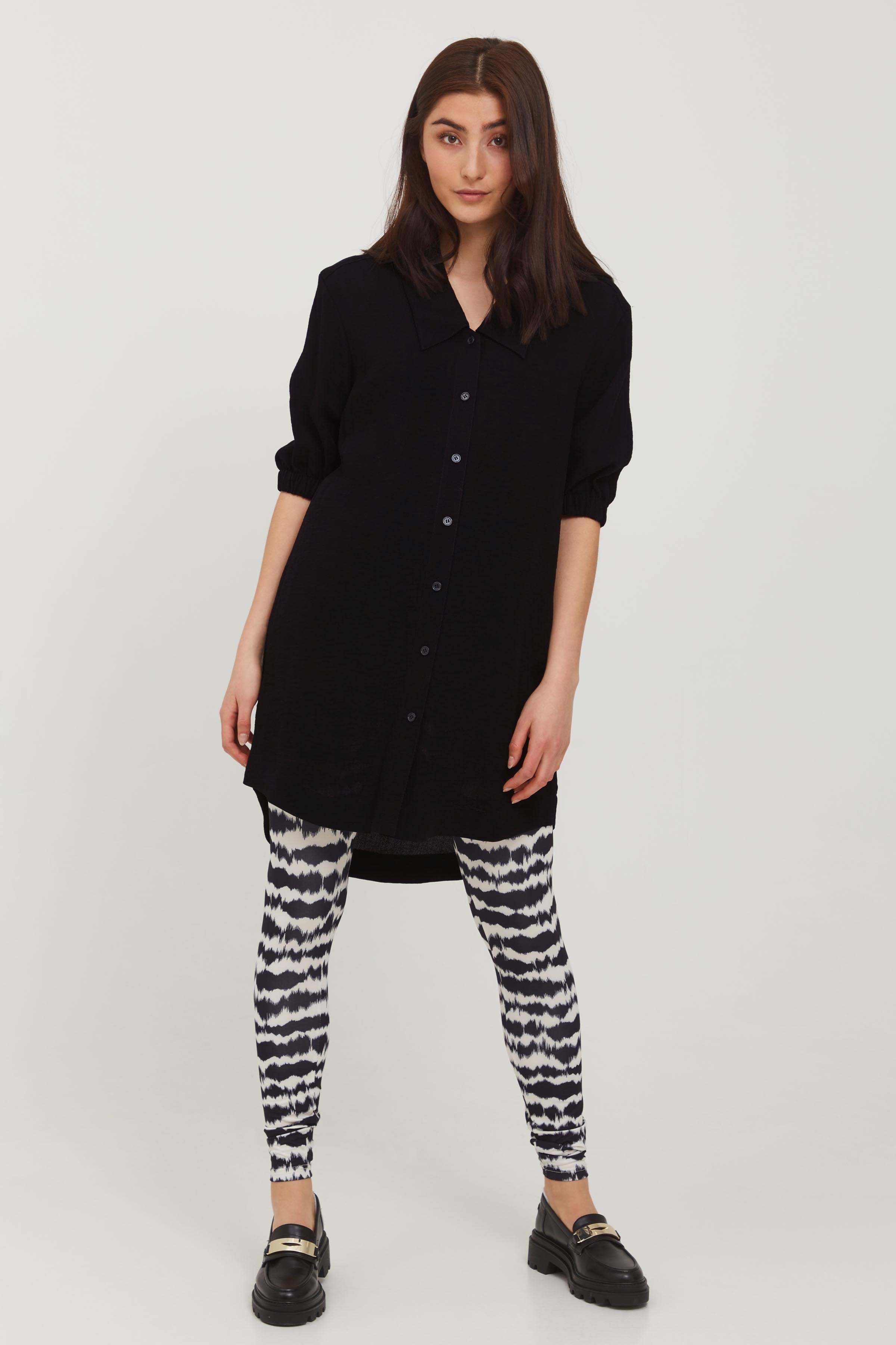 BYDELAN Bluse LOOKBOOK FRONT 20810161-200451