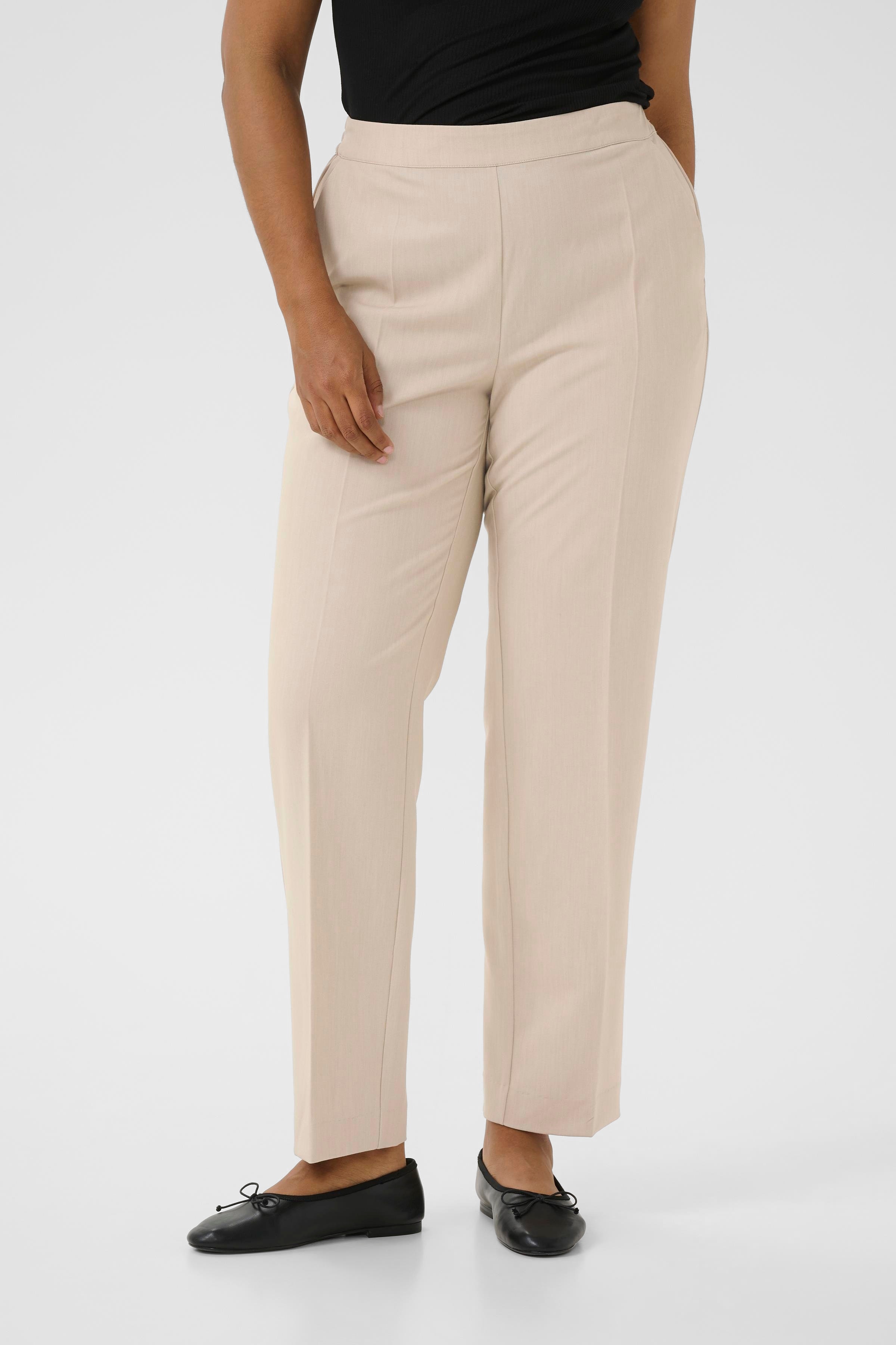 KCsakira Hose LOOKBOOK FRONT 10581088-1513051