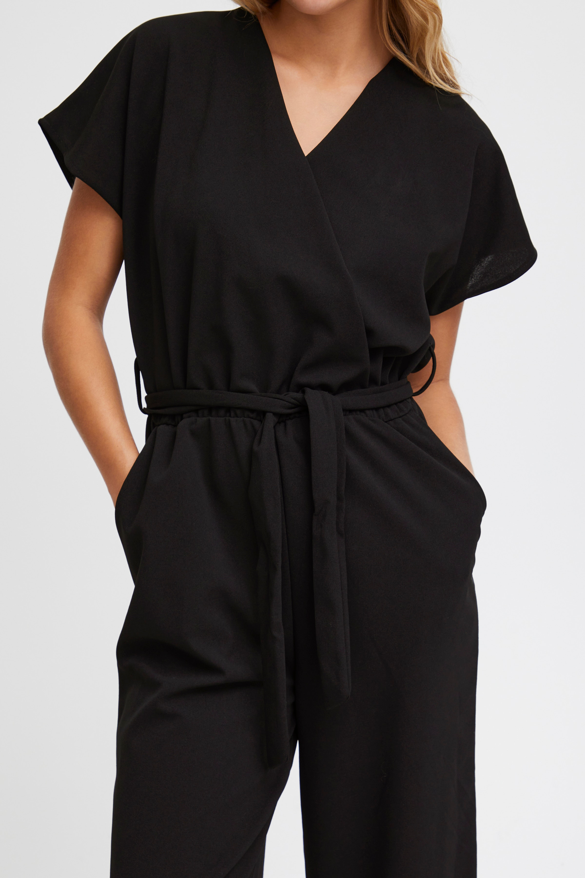 SBEXOTIC Jumpsuit LOOKBOOK DETAIL 22100277-202821