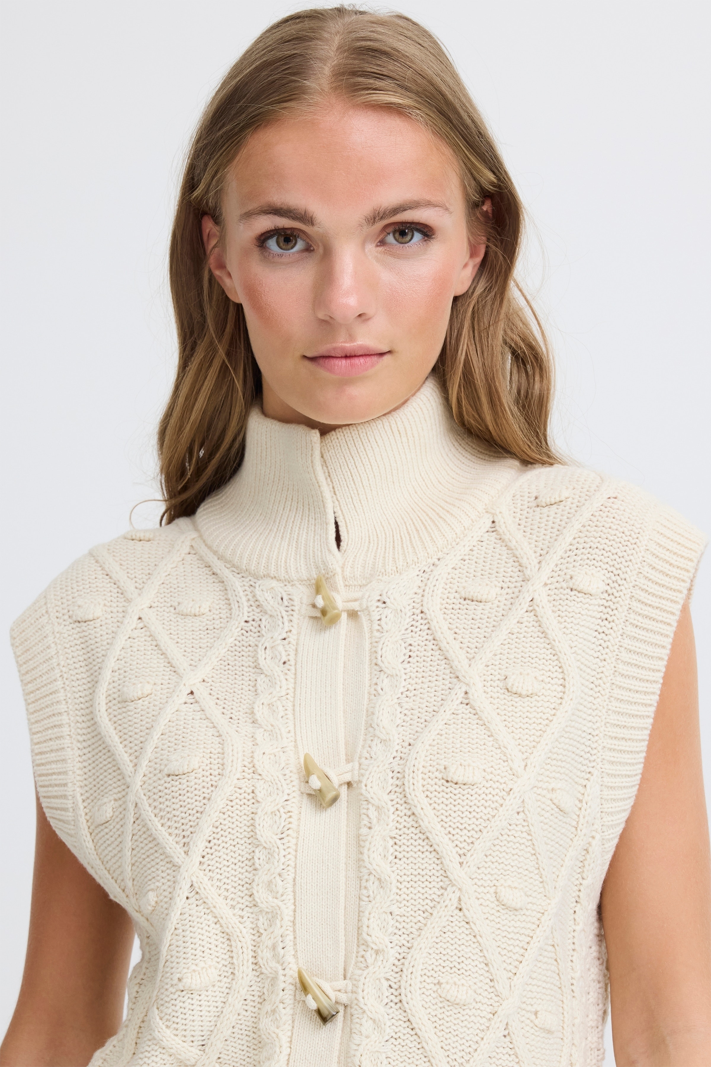 IHDESTAN Vest LOOKBOOK DETAIL 20124343-130907