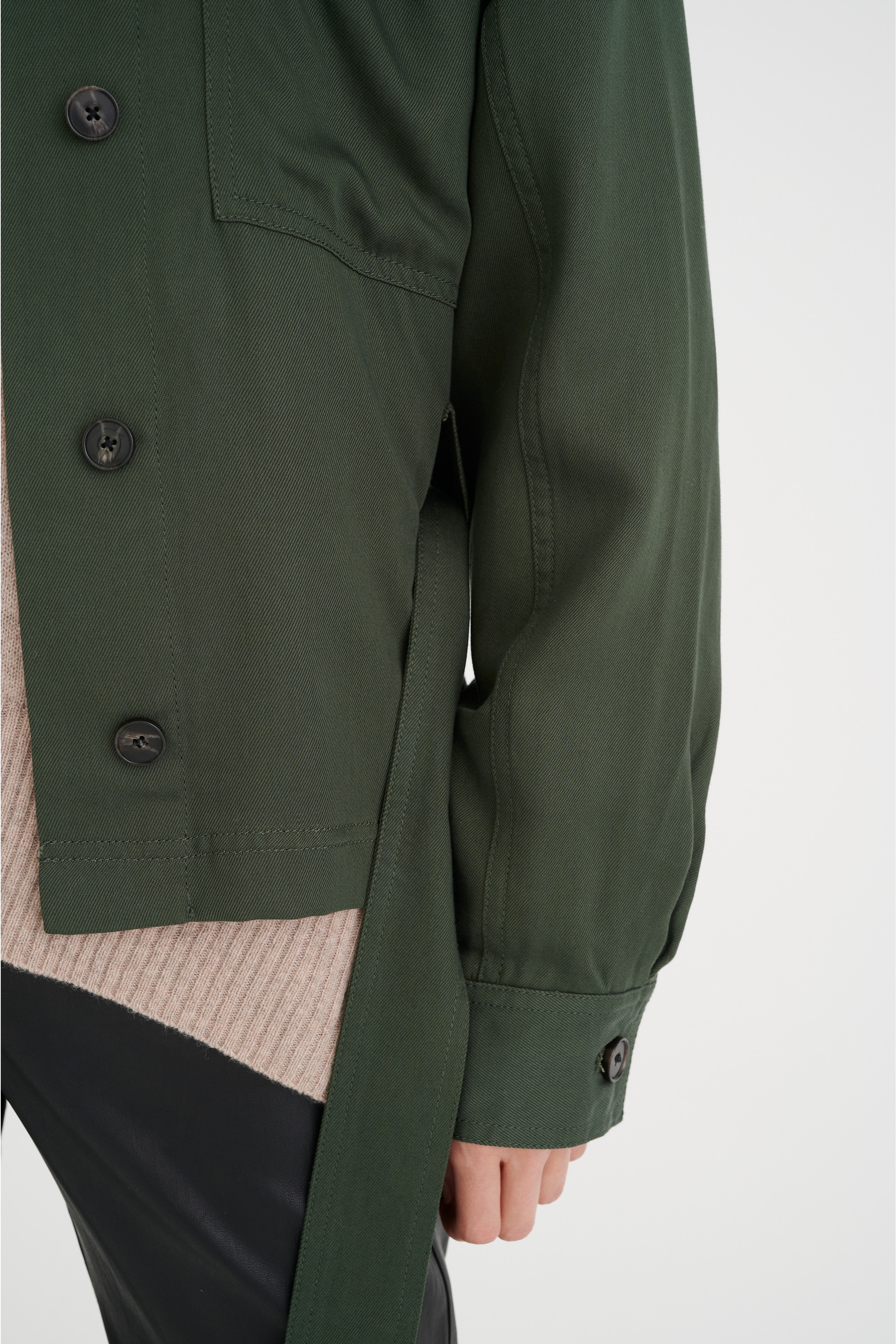 Jacka LOOKBOOK DETAIL 30106379-190307