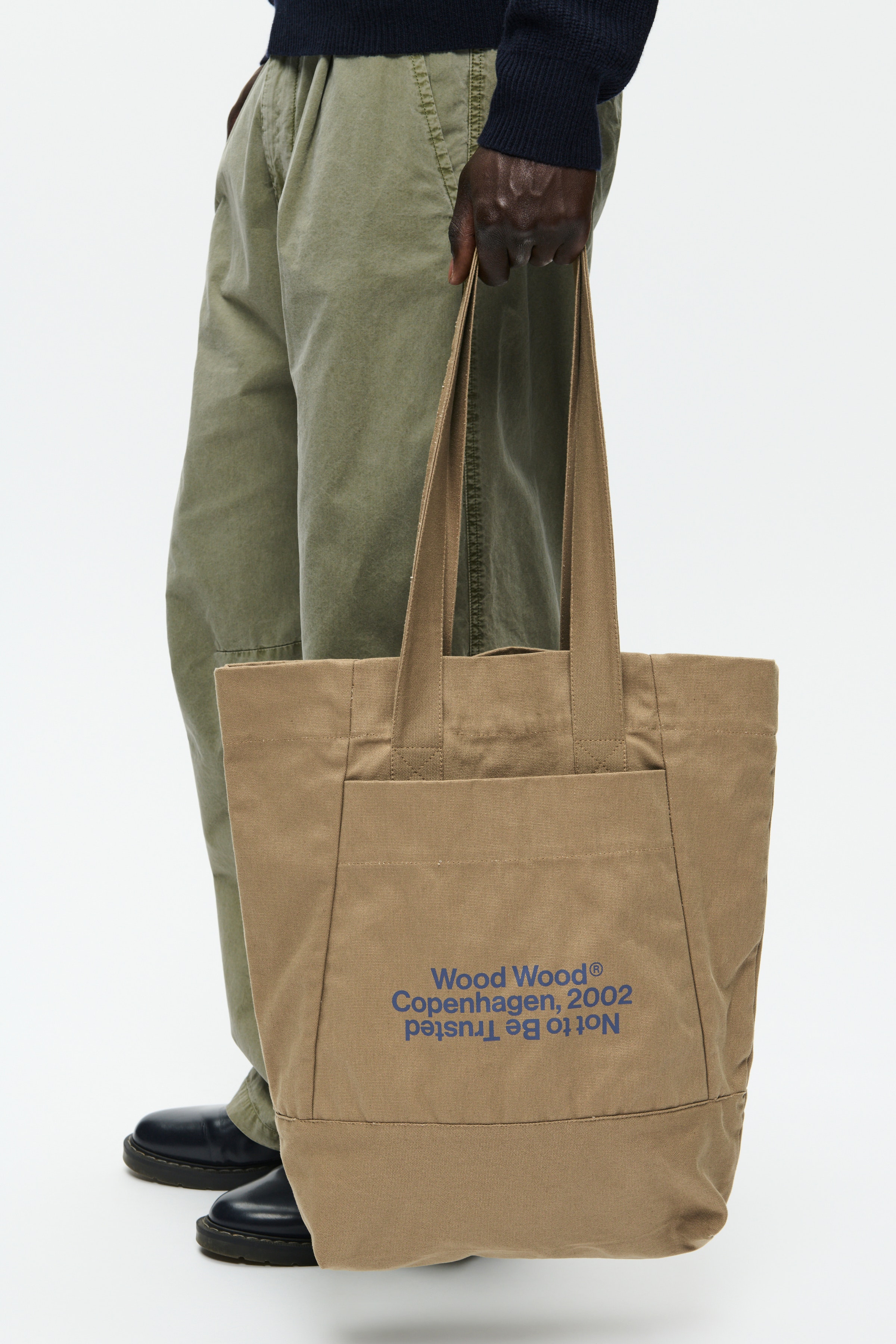 WWWade Tasche LOCATION NONE 30251807-161109