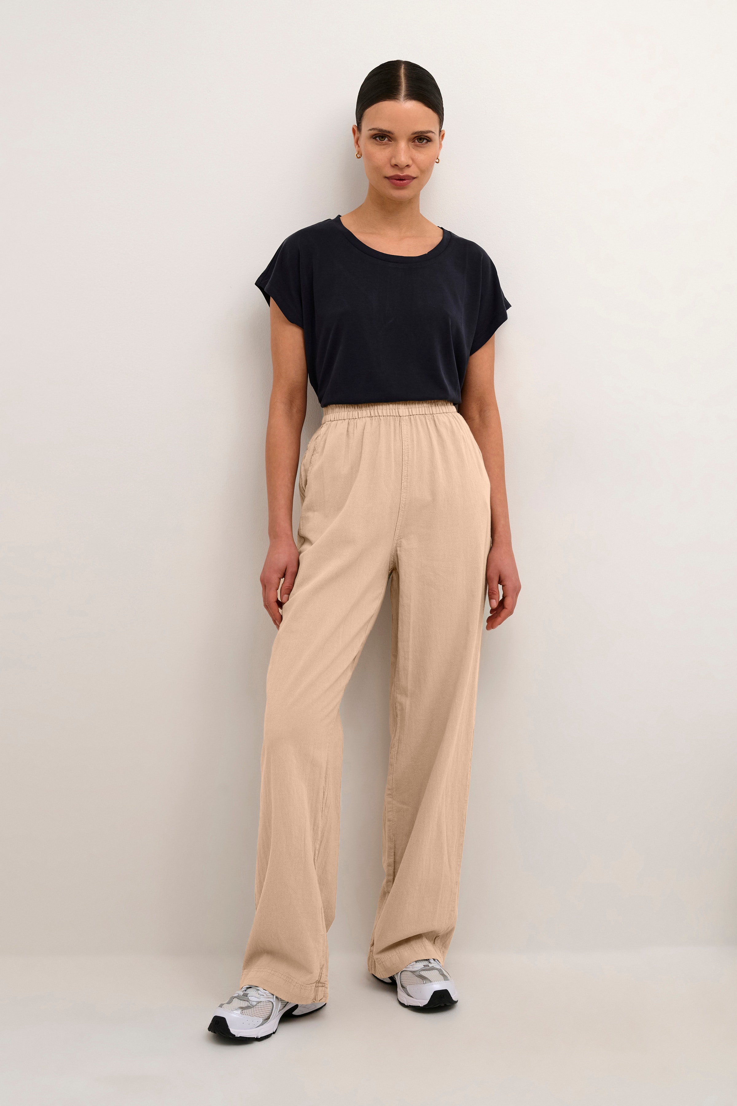 KAnaya Bukser LOOKBOOK FRONT 10507661-101239