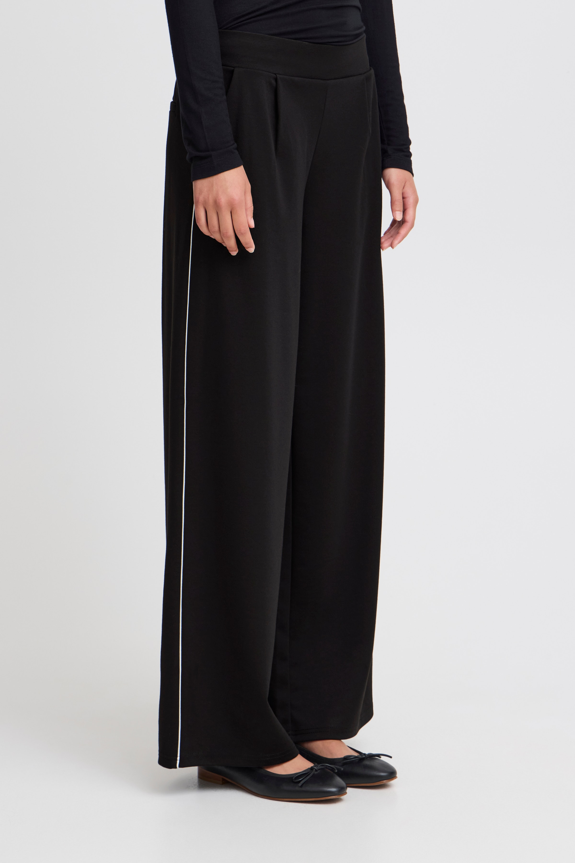 IXKATE Bukser LOOKBOOK FRONT 20123551-194008