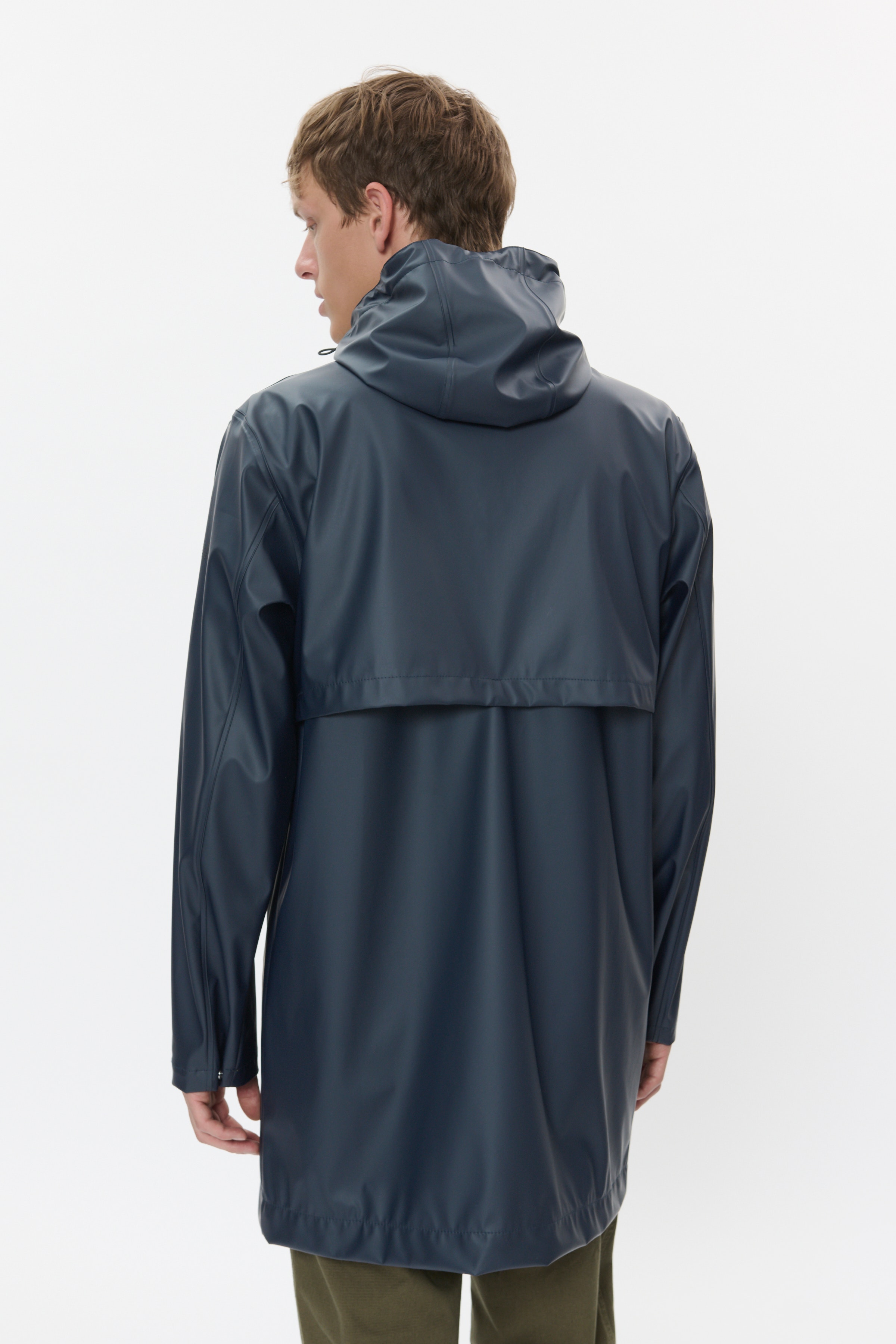 MARainy Coat LOOKBOOK BACK 30208723-194011