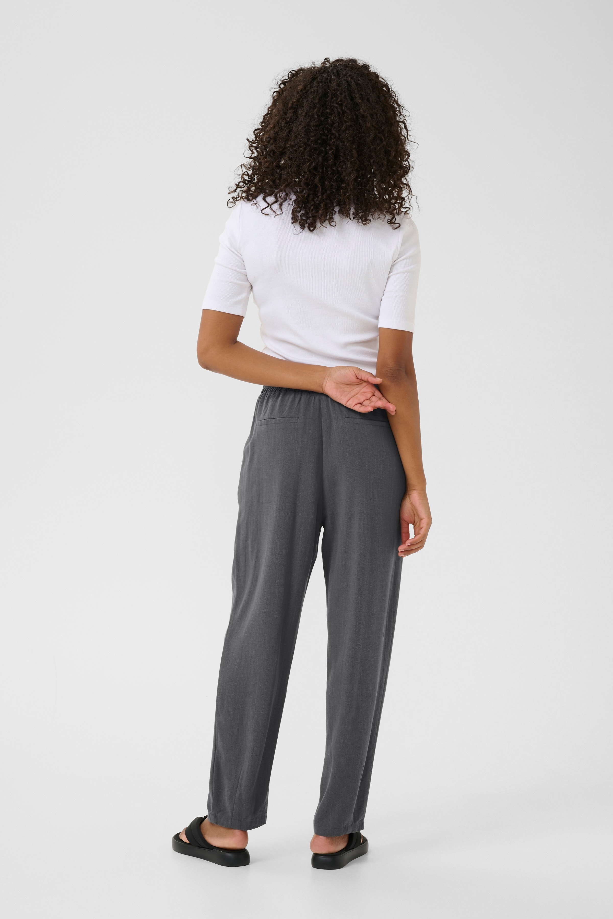 KAliny Lin Bukser LOOKBOOK BACK 10510076-108640