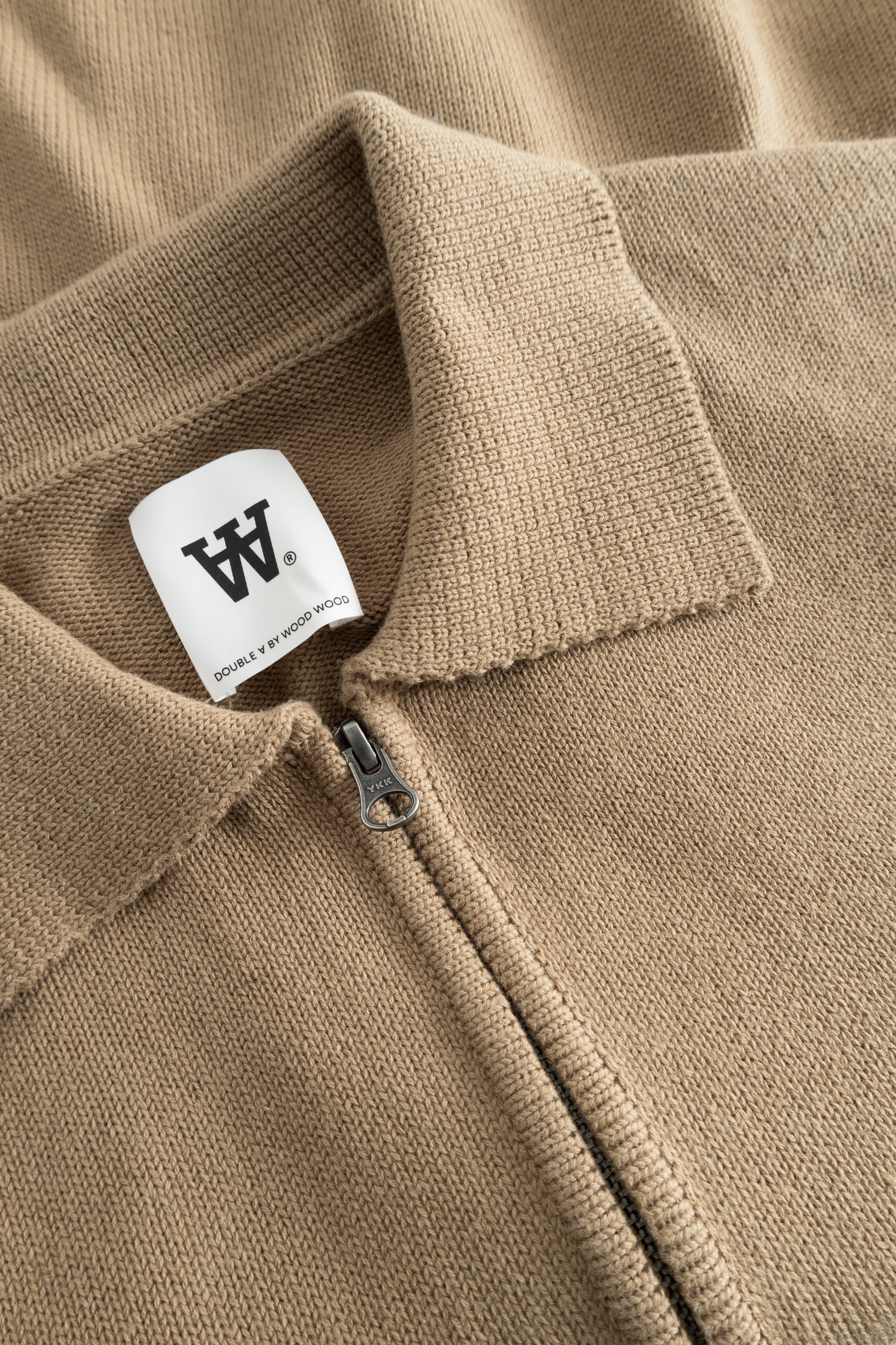 WWTay Vest PACK DETAIL 30251953-181022