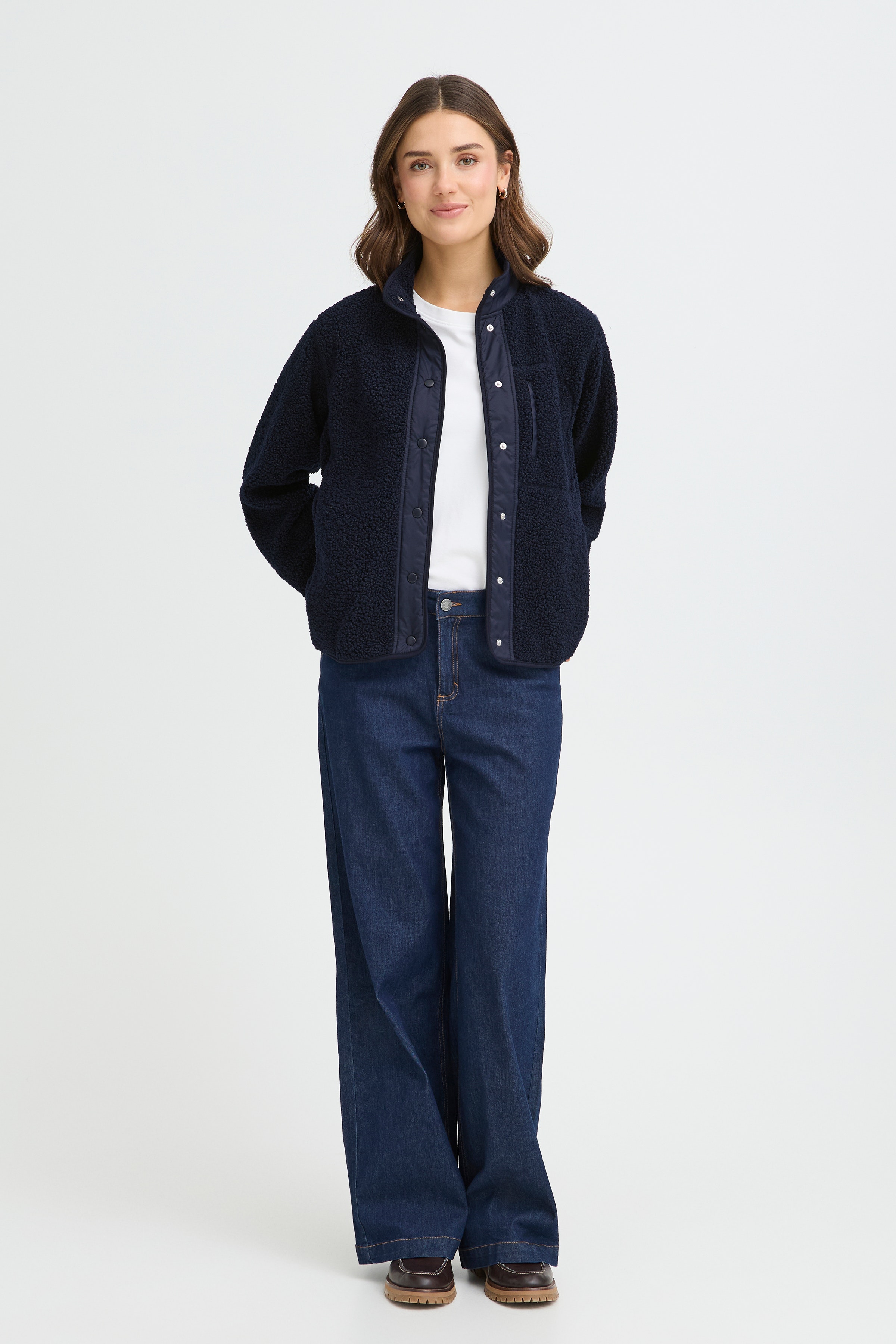 FRMIKALA Ytterplagg LOOKBOOK FRONT 20617368-193923