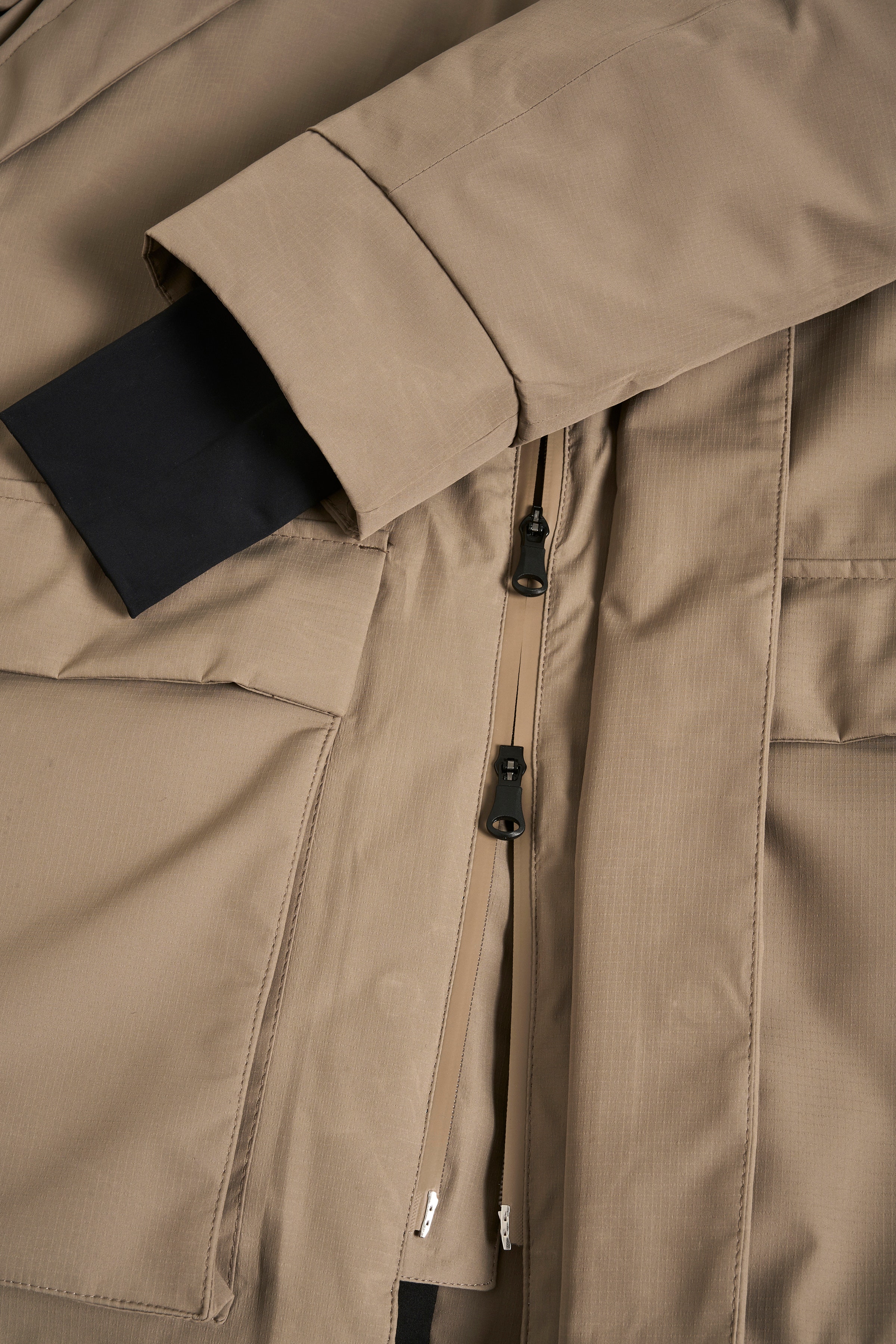 MAbarclay Coat PACK DETAIL 30206834-181112