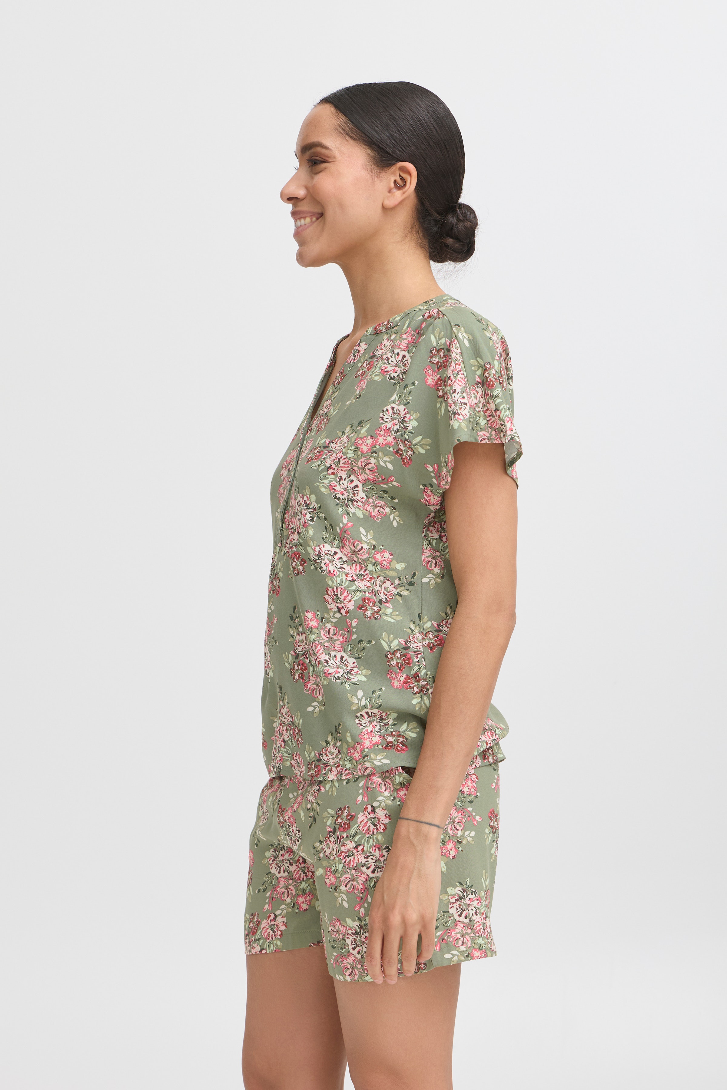 BYMMJOELLA Bluse LOOKBOOK FRONT 20816529-204598