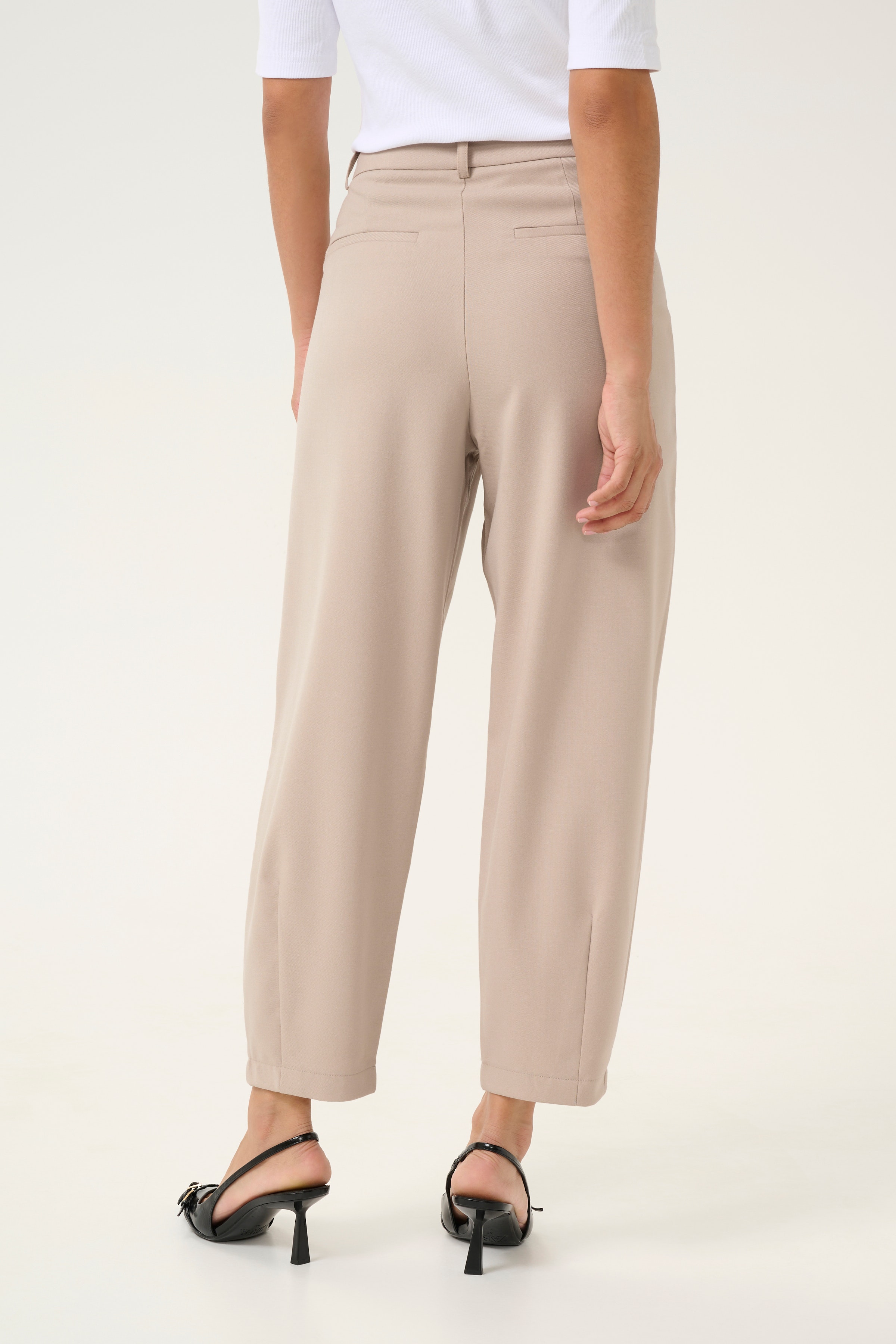 KAmerle Trousers LOOKBOOK BACK 10504769-151305