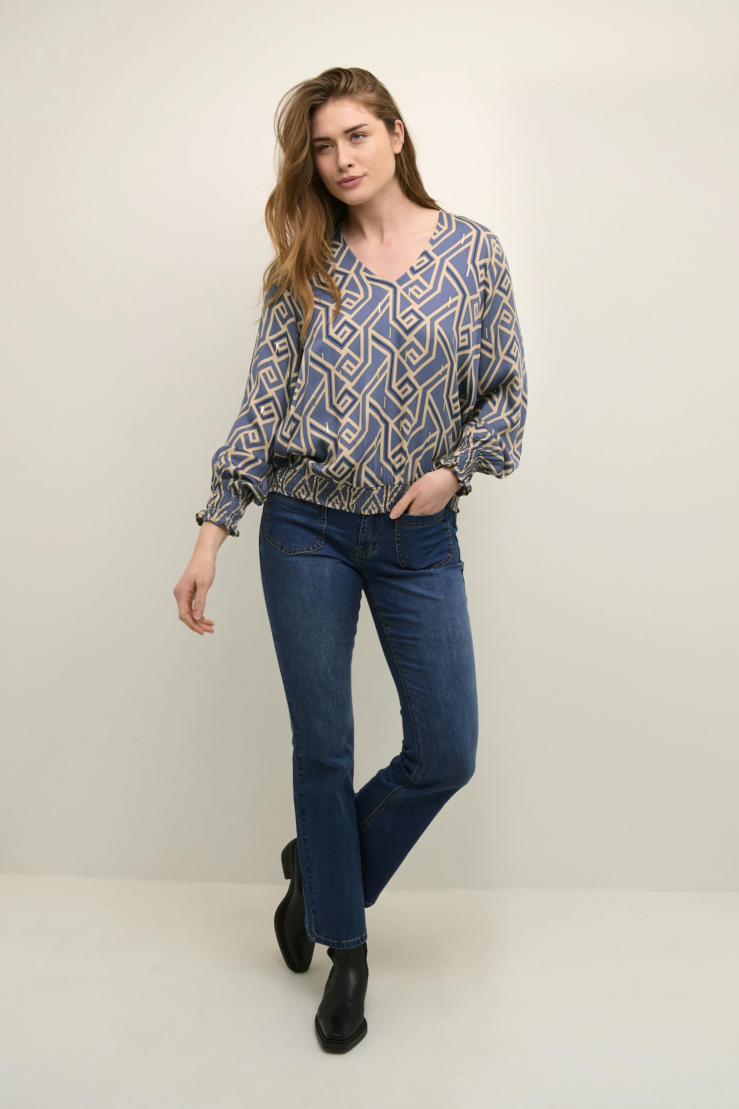 CUmalton Blouse LOOKBOOK FRONT 50110017-193919