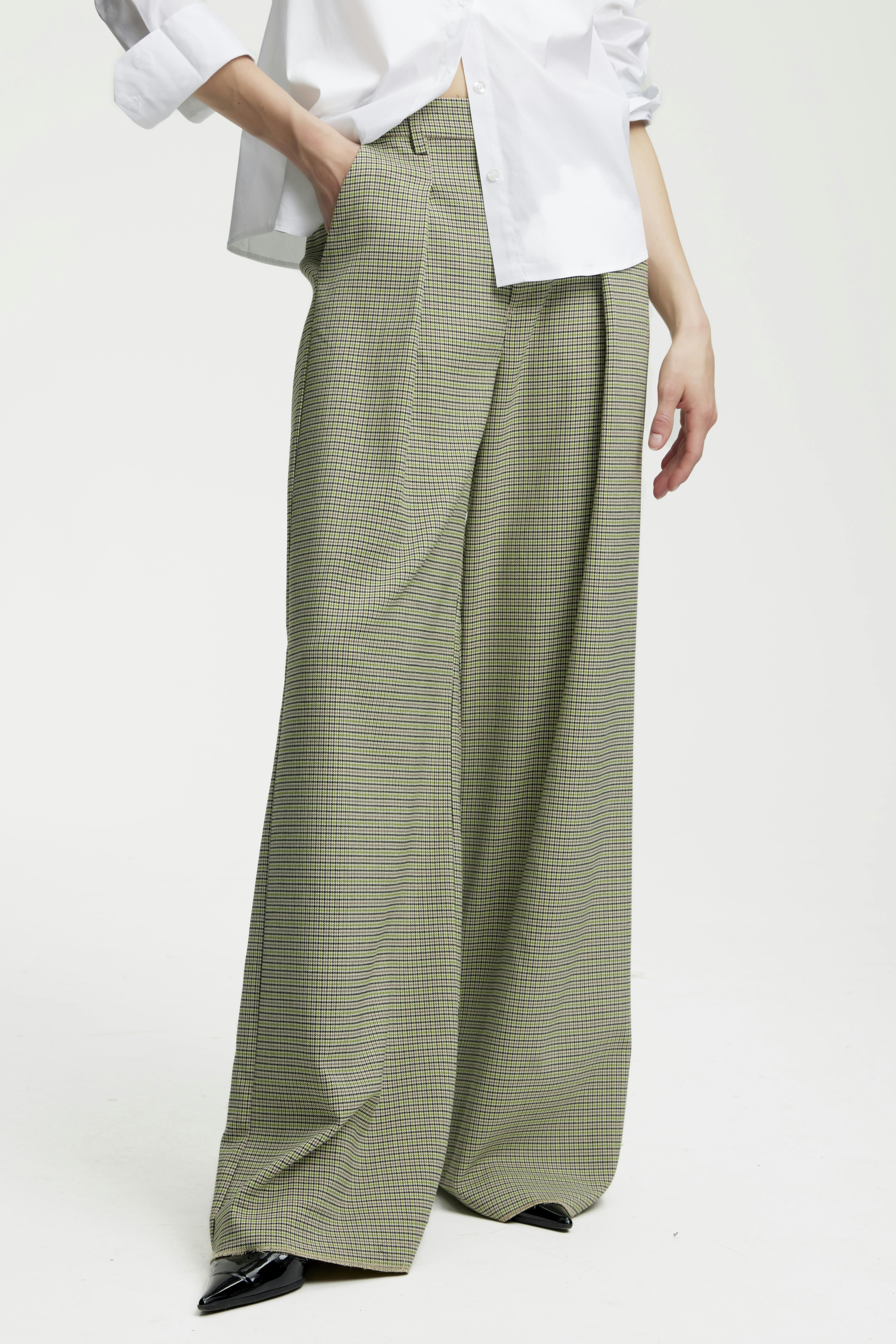 CinnaGZ Trousers LOOKBOOK FRONT 10906804-103707