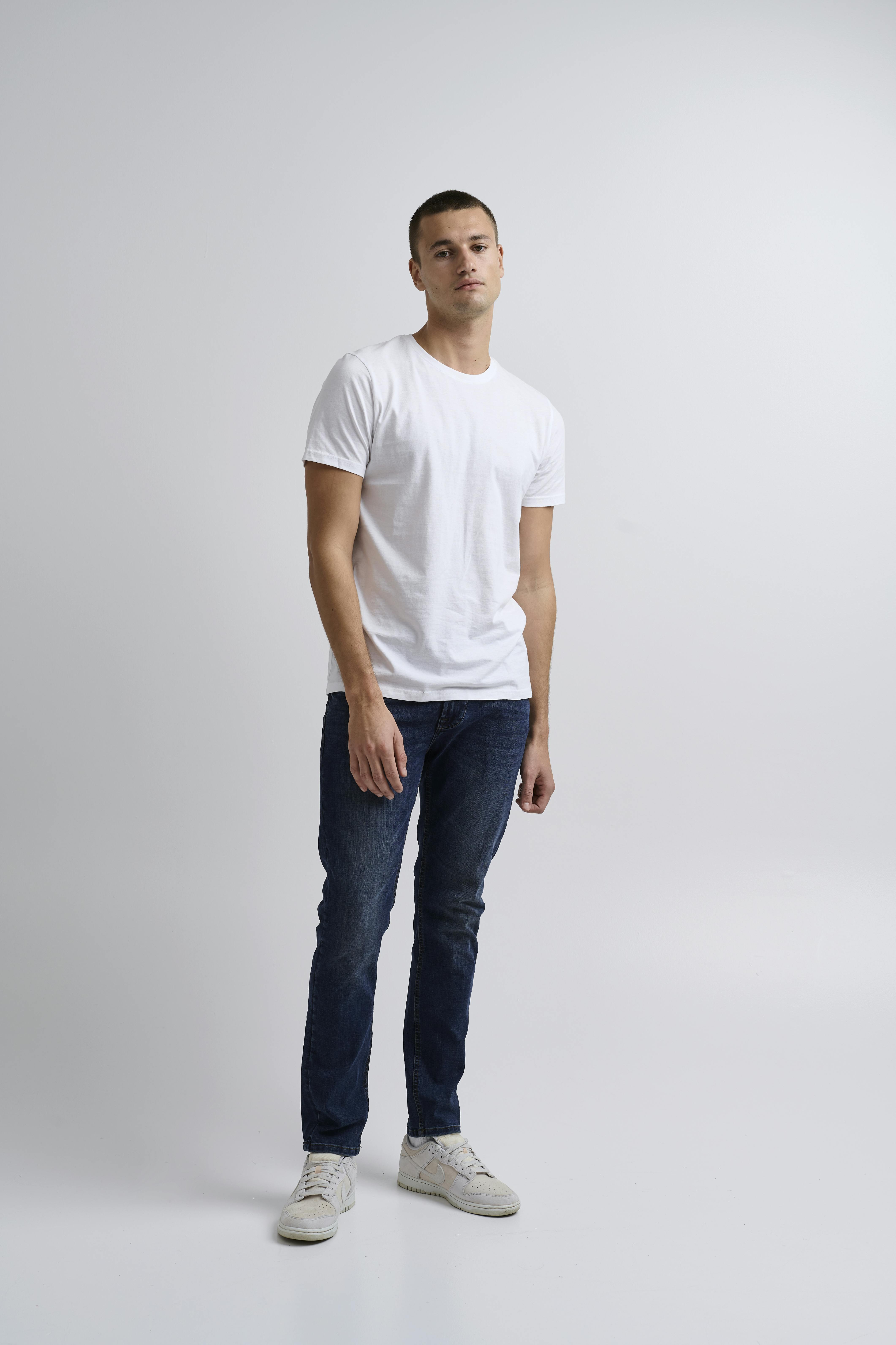 SDTOMYJOYPOWERFLEX+ Jeans LOOKBOOK FRONT 21105829-700031