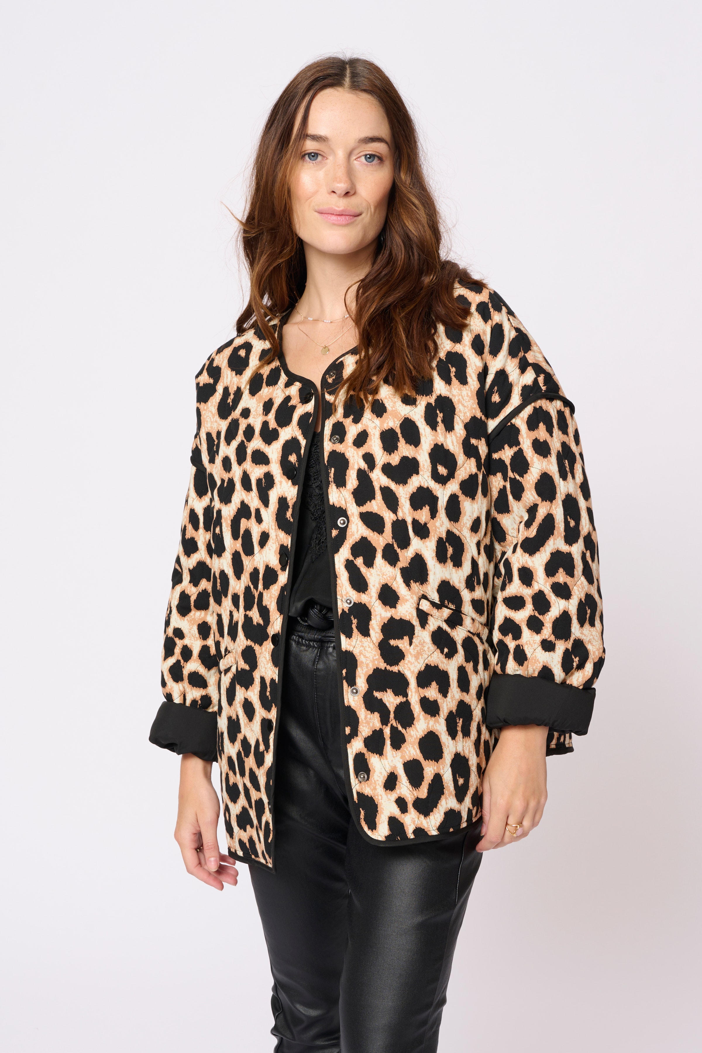 CROtiva Leopard casual LOOKBOOK FRONT 10613716-107494