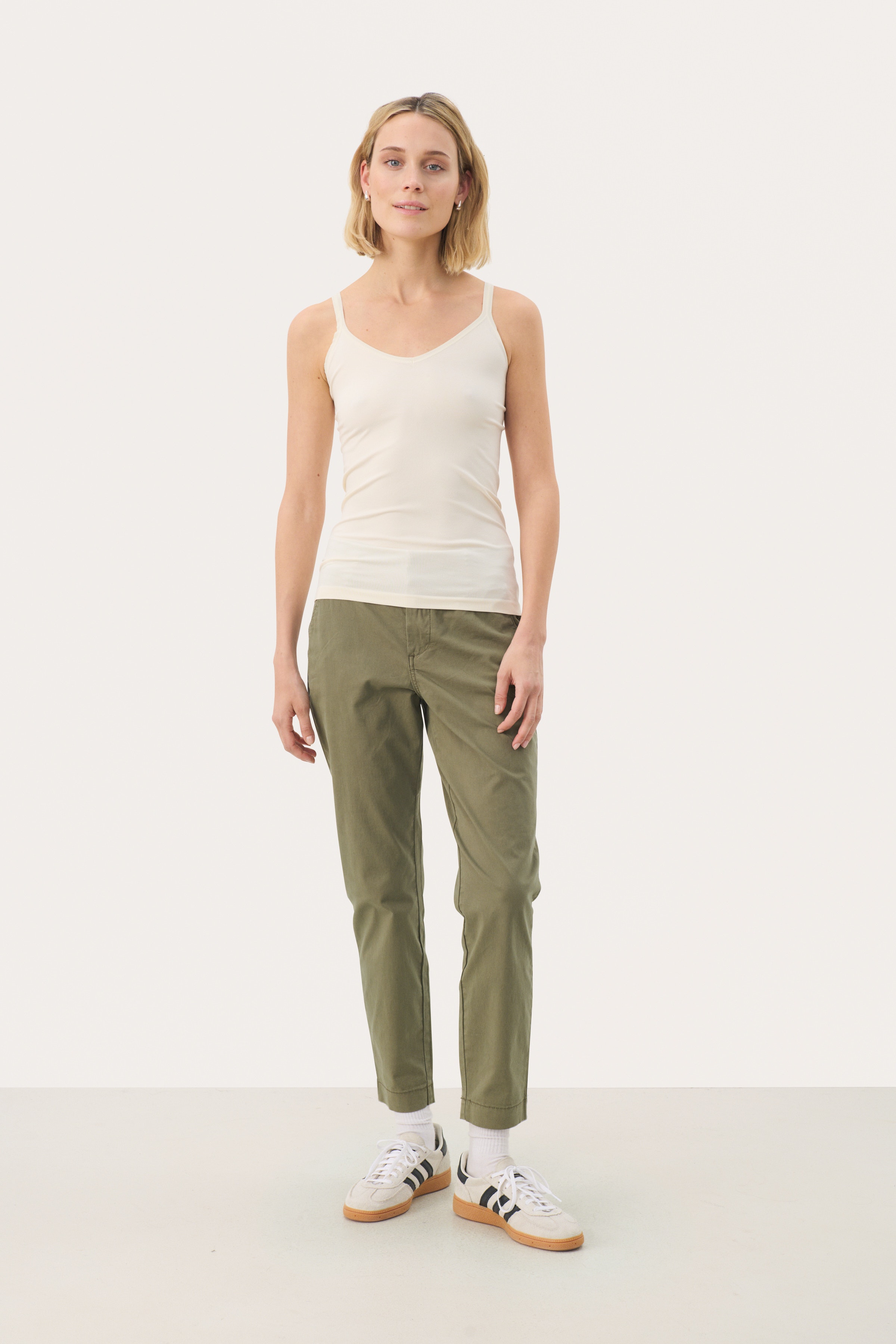 HyddaPW Top LOOKBOOK FRONT 30307365-120304