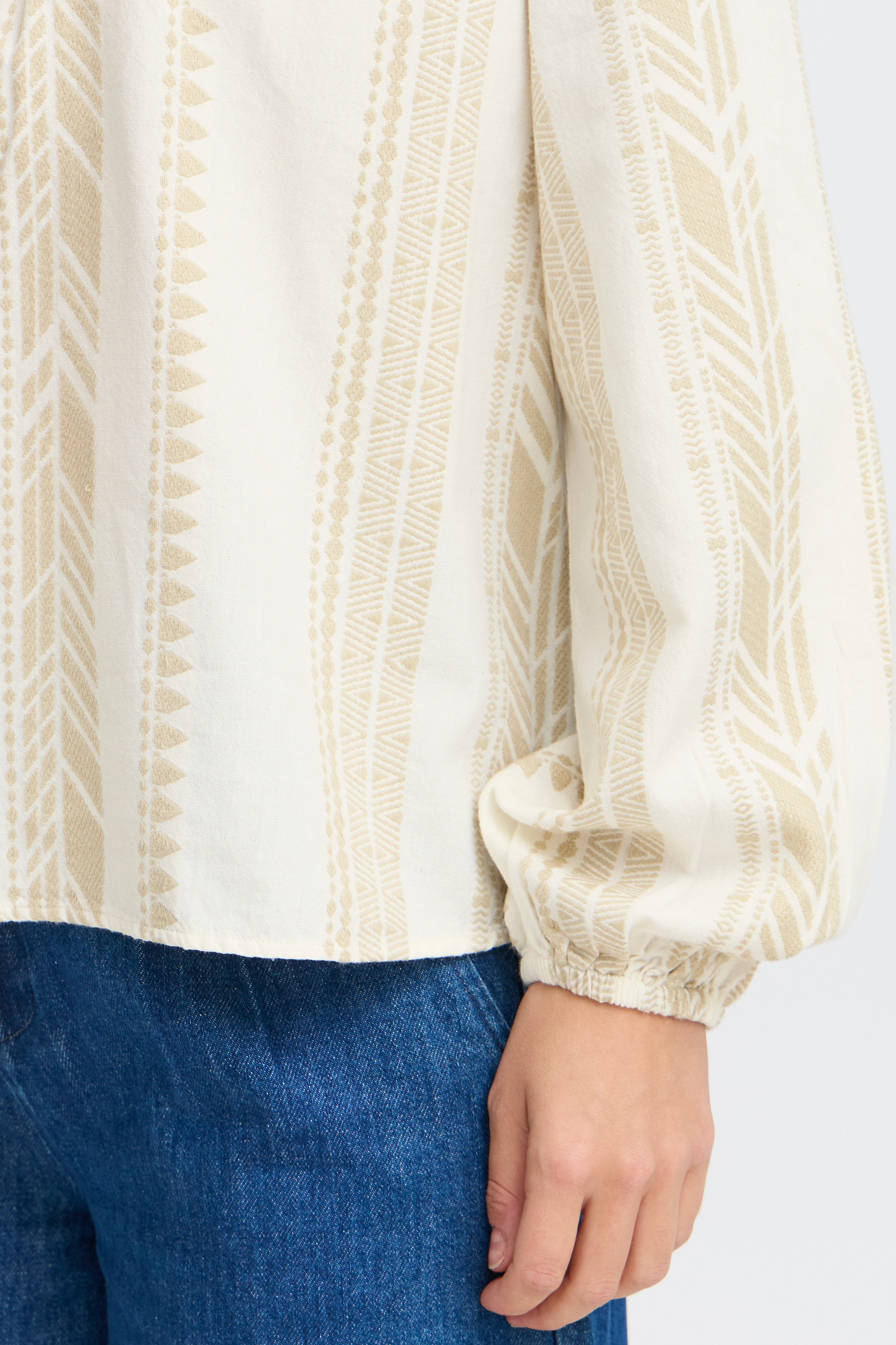PZTIONA bluse LOOKBOOK DETAIL 50208599-110105