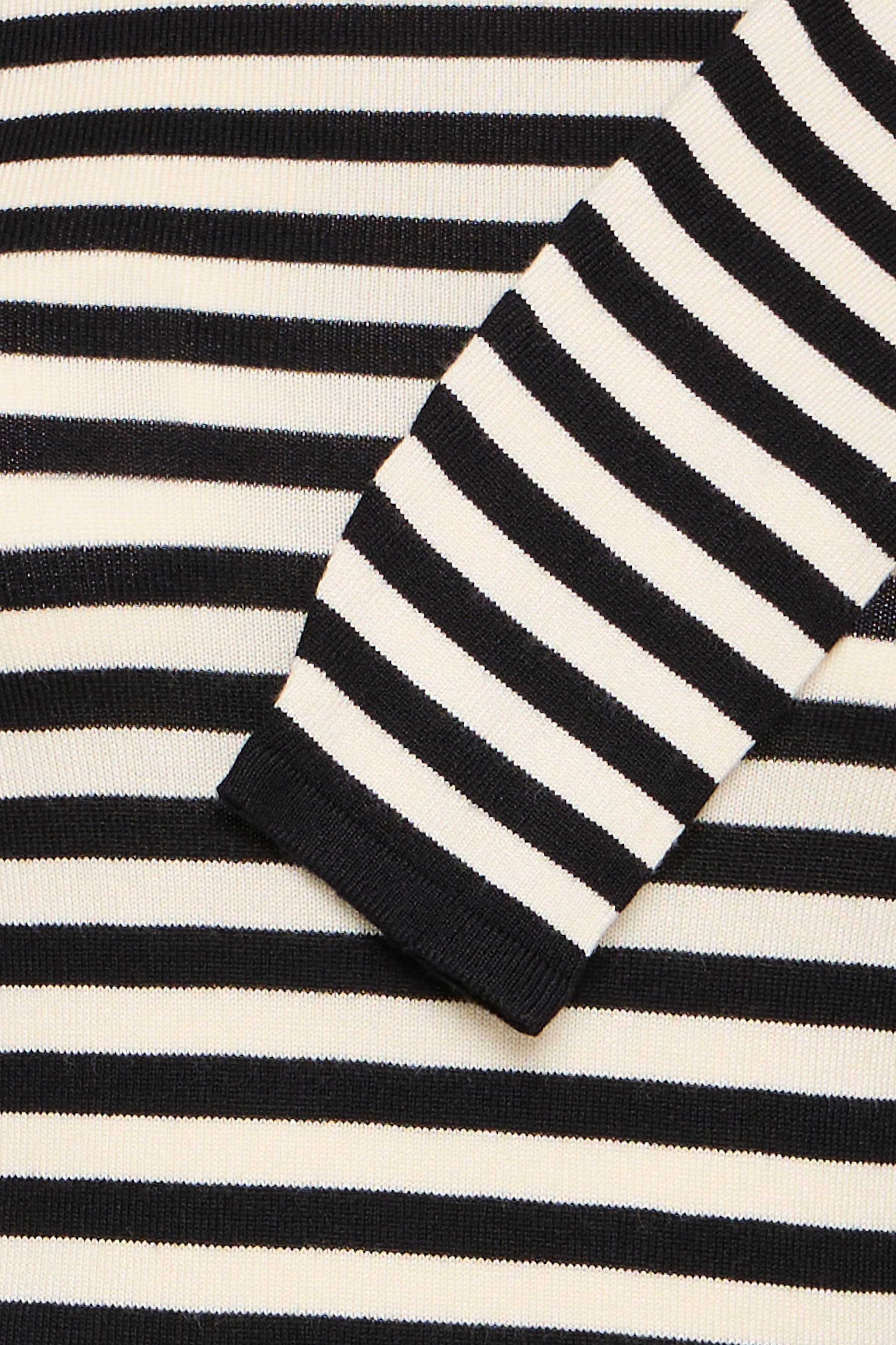IHDIANE Pullover PACK DETAIL 20121496-203327