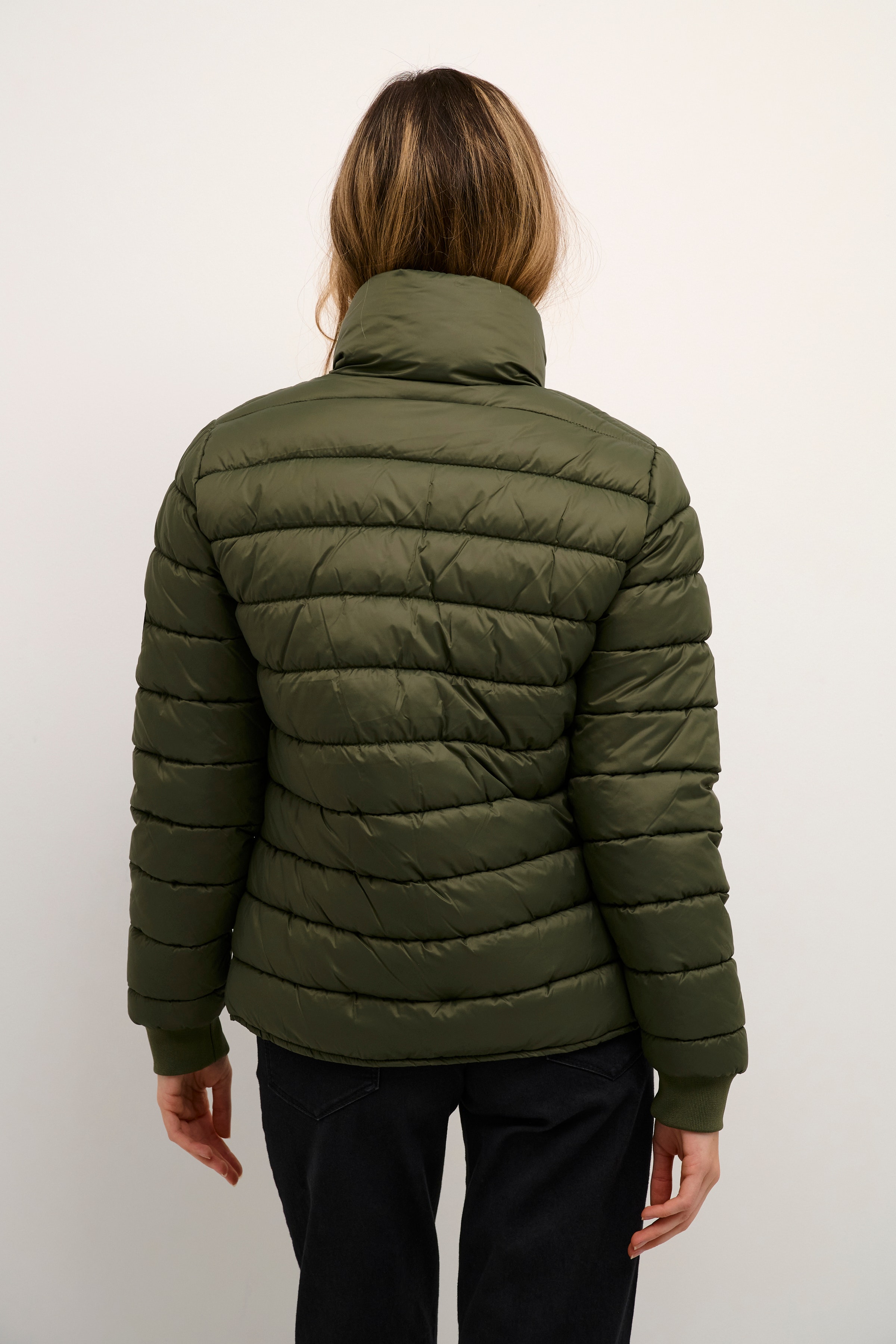KAlira Jakke LOOKBOOK BACK 10507222-190511