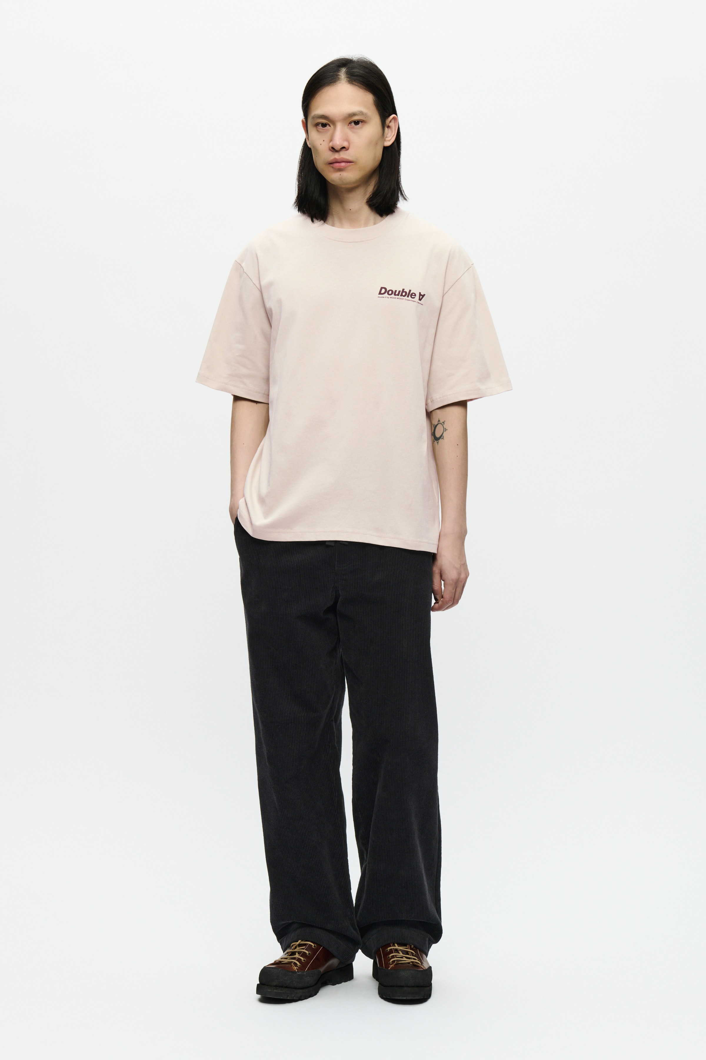 WWLiam T-shirt LOOKBOOK FRONT 30251549-144500