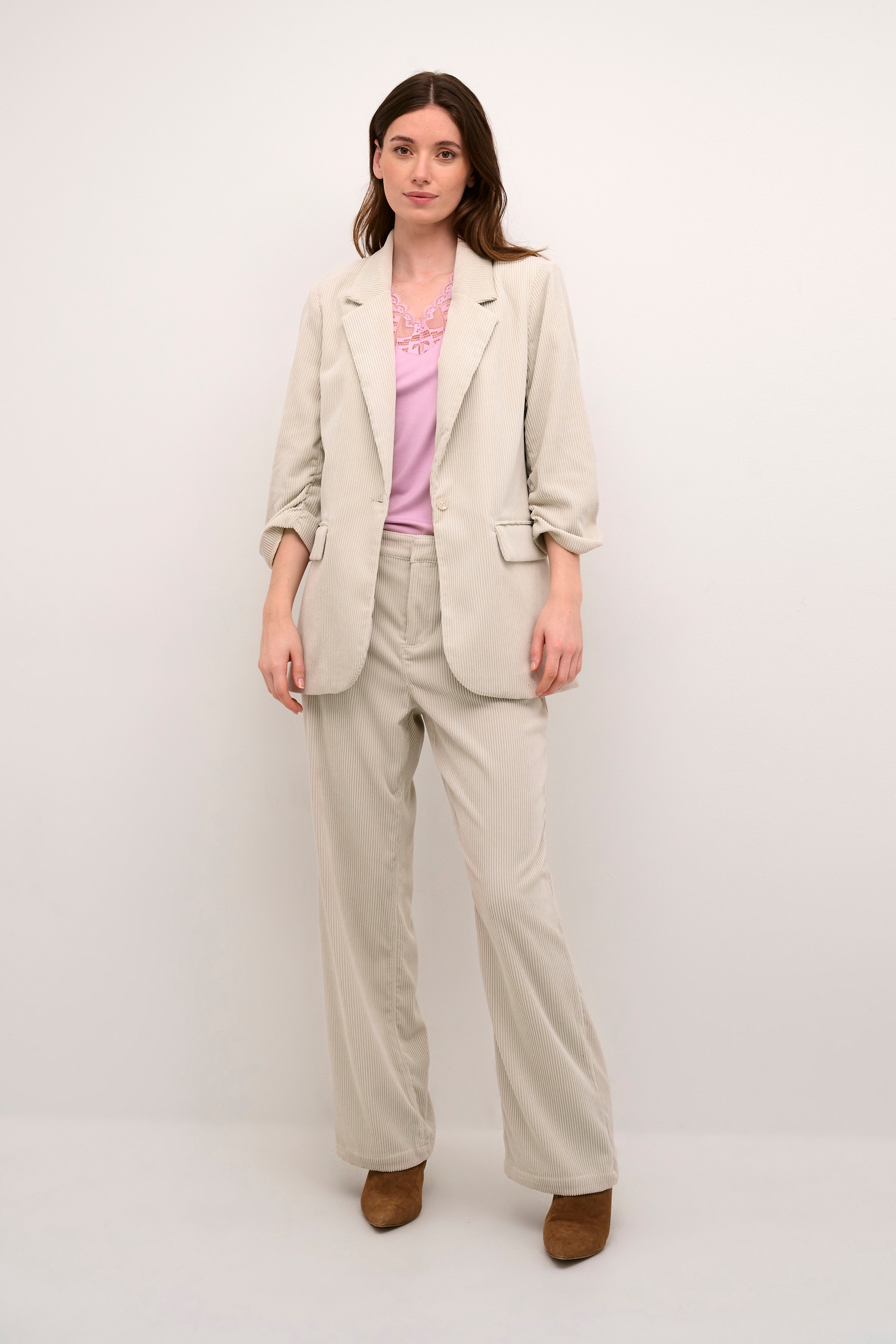 CRCory Blazer LOOKBOOK FRONT 10611806-130404