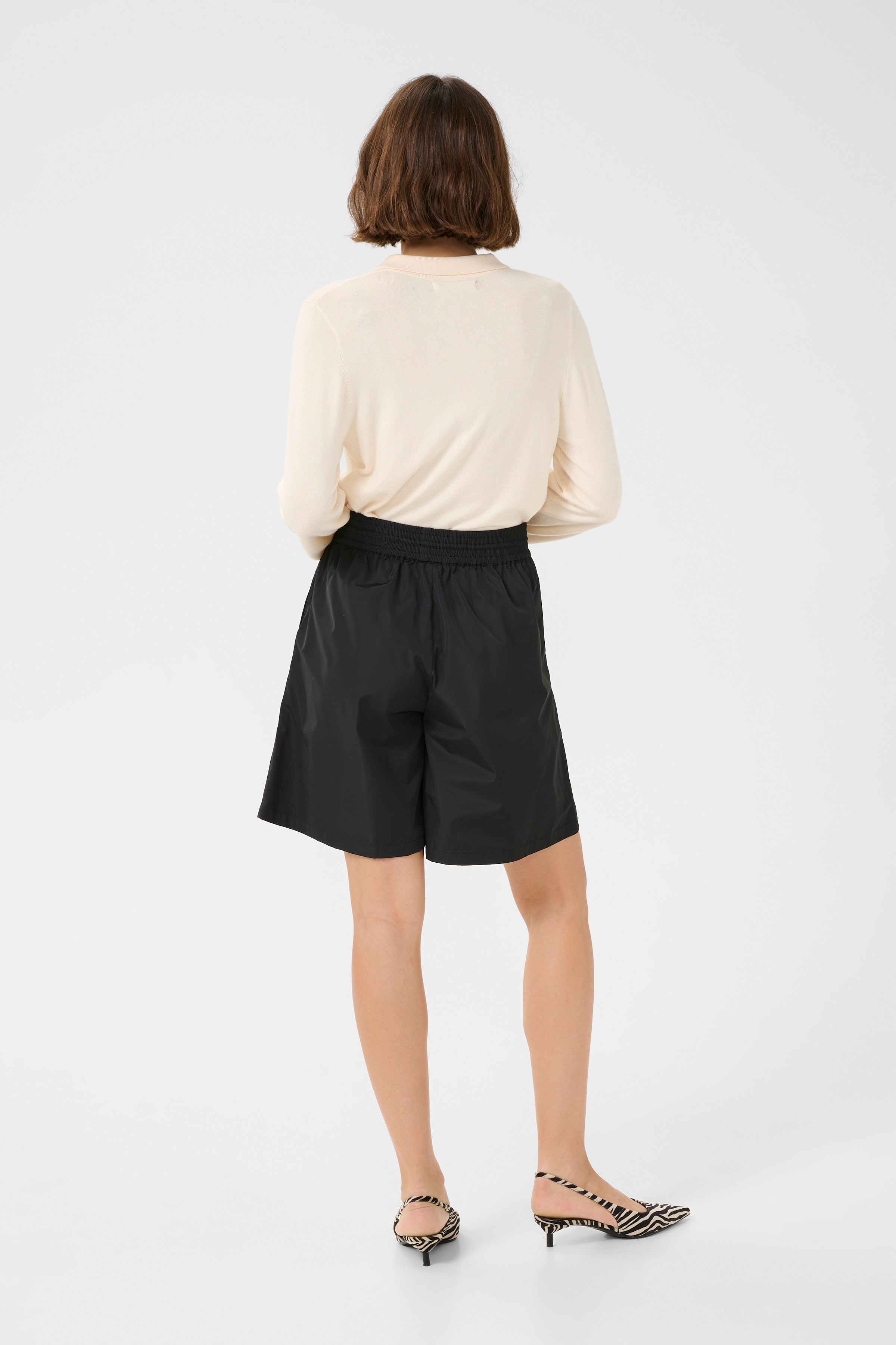 CUconcordia Shorts LOOKBOOK BACK 50112037-500012