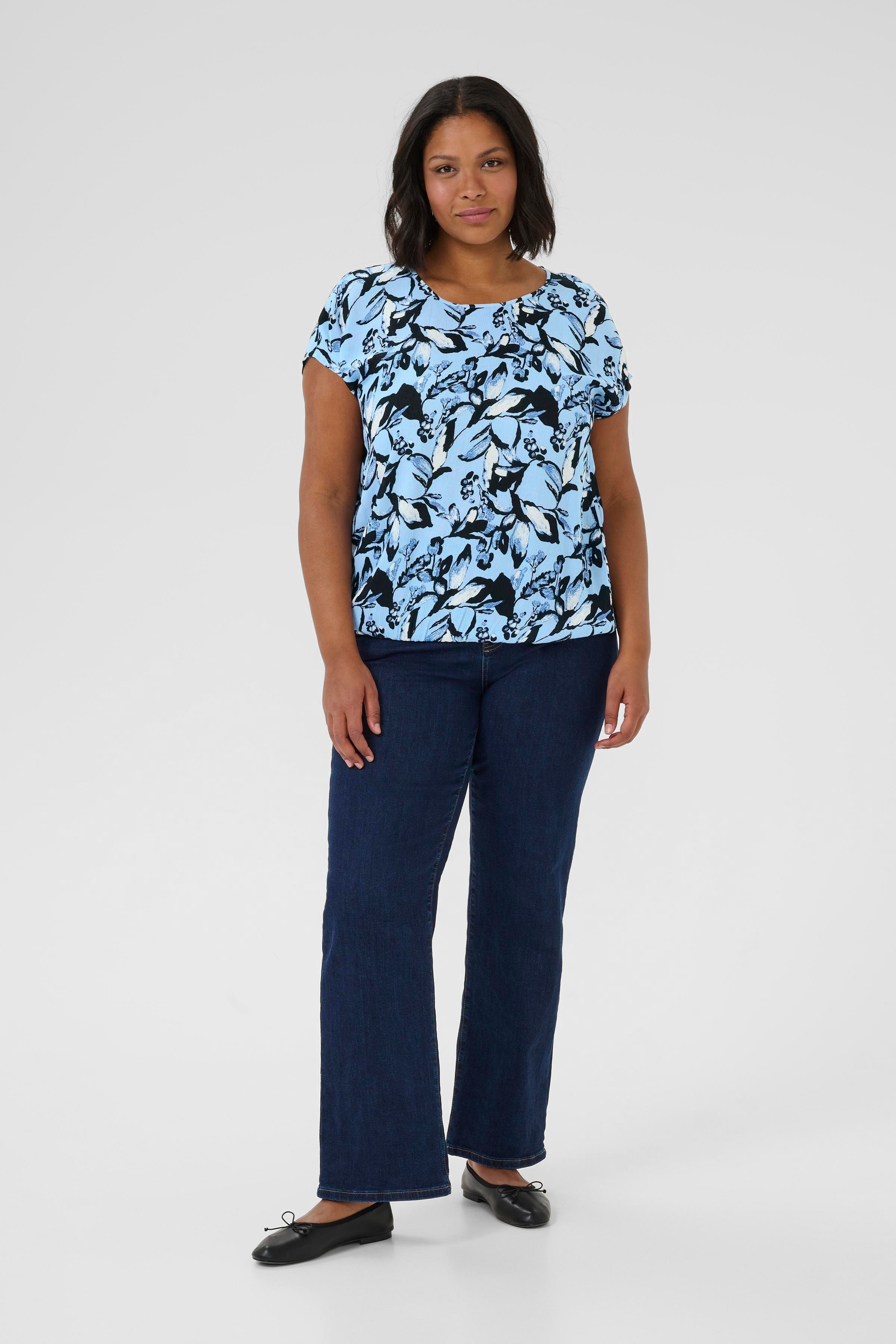 KCami Blouse LOOKBOOK FRONT 10582027-107938