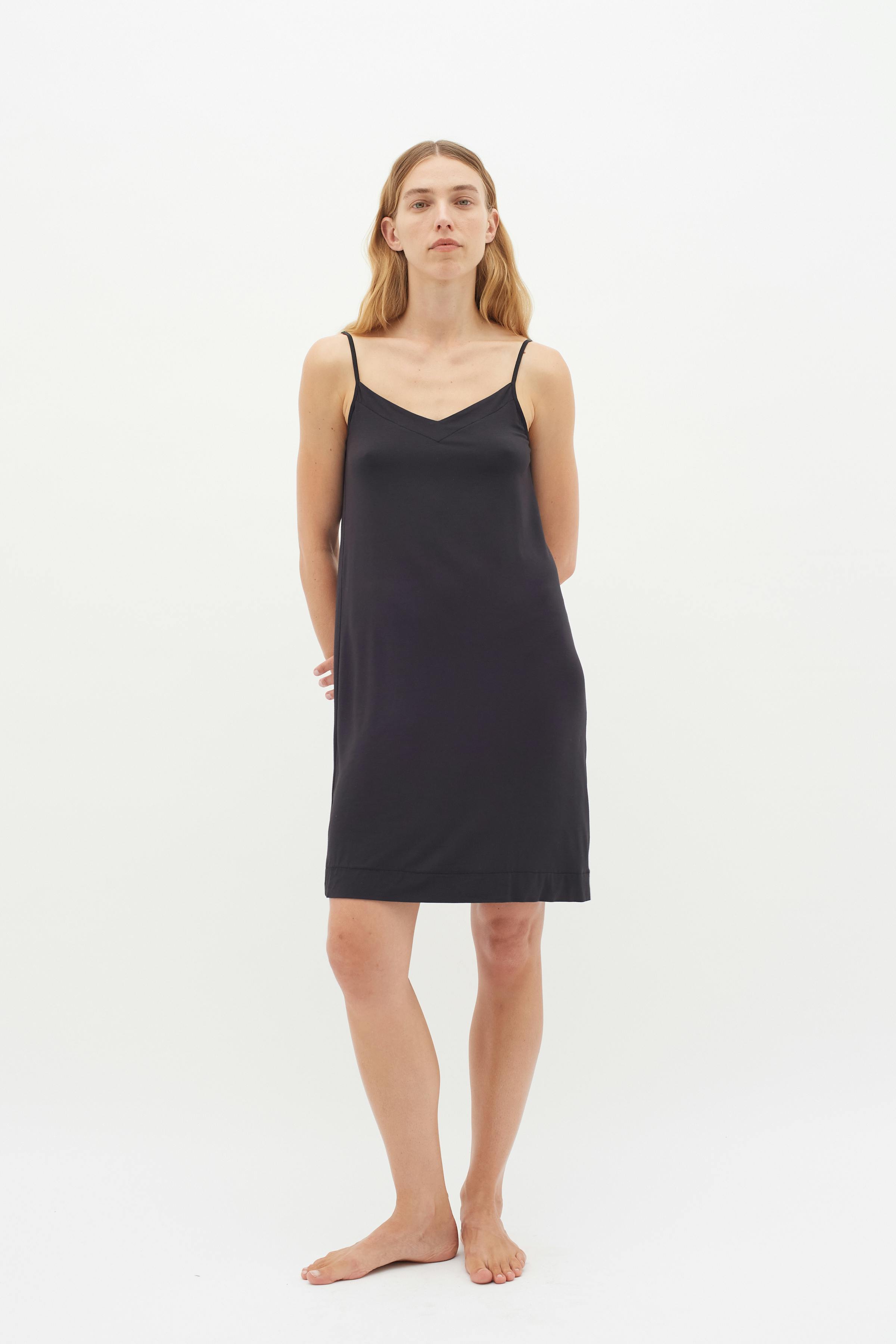 LilIW Base Slip Dress LOCATION NONE 30109347-194008