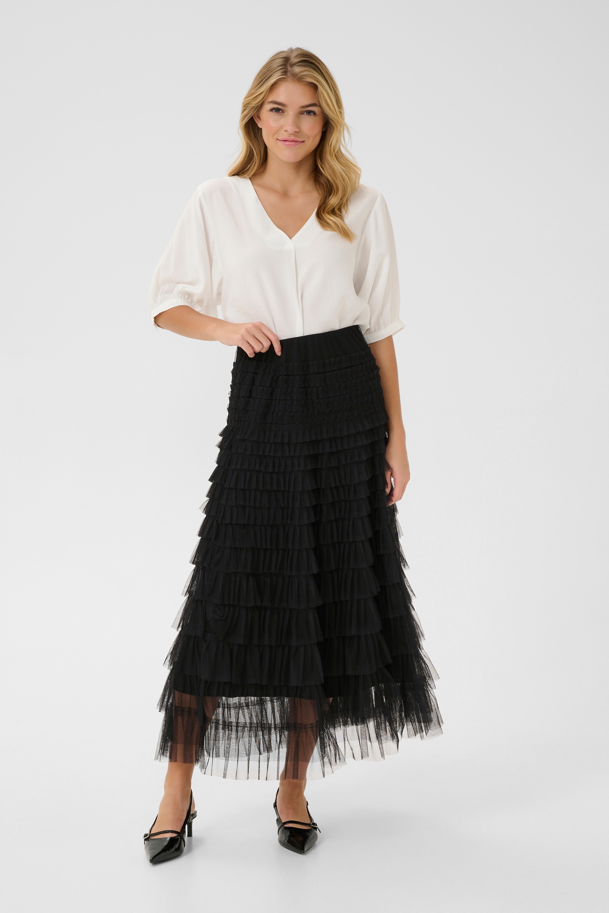 CREta Skirt LOOKBOOK FRONT 10613433-100120