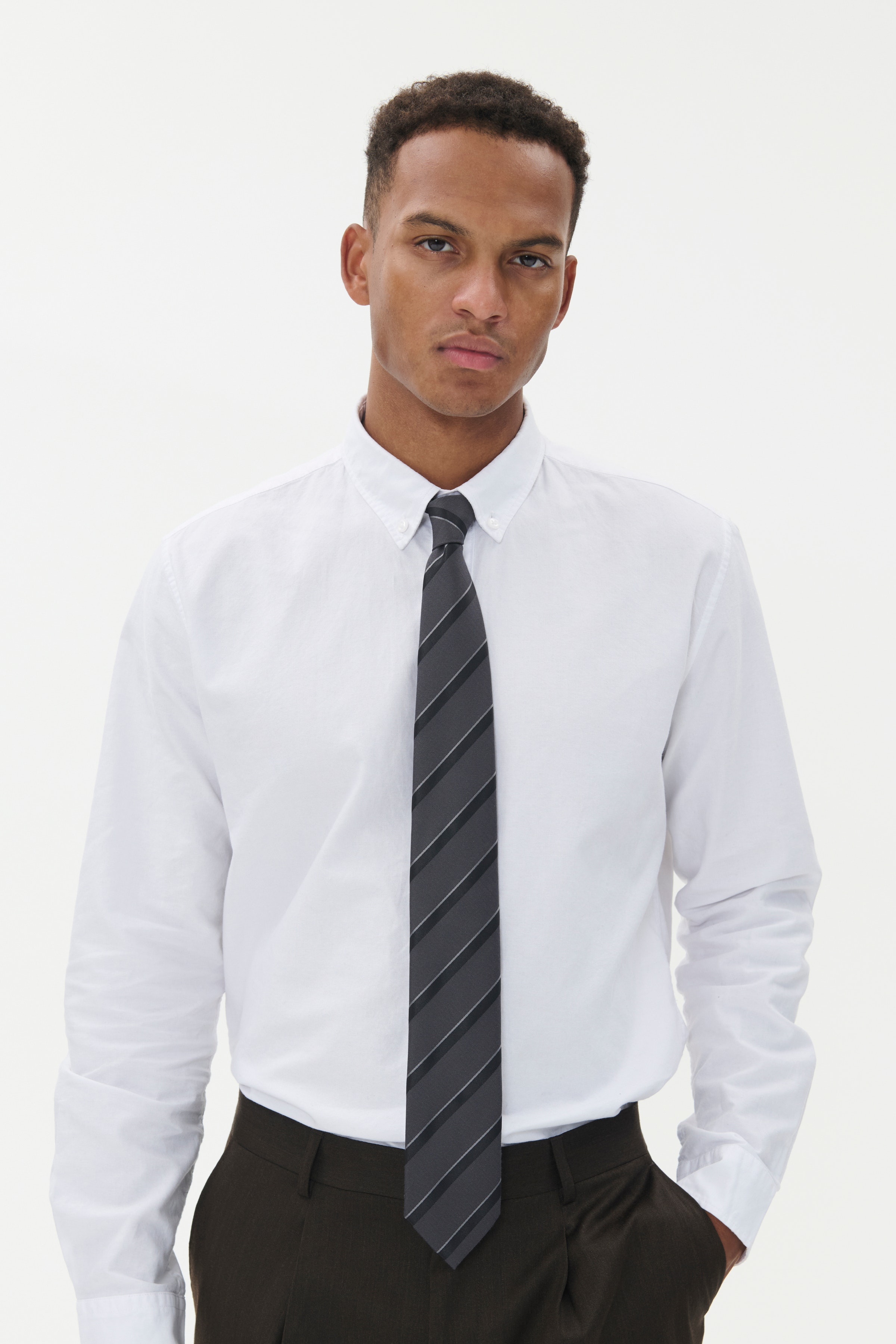 MAtie Krawatte LOOKBOOK FRONT 30207996-300275