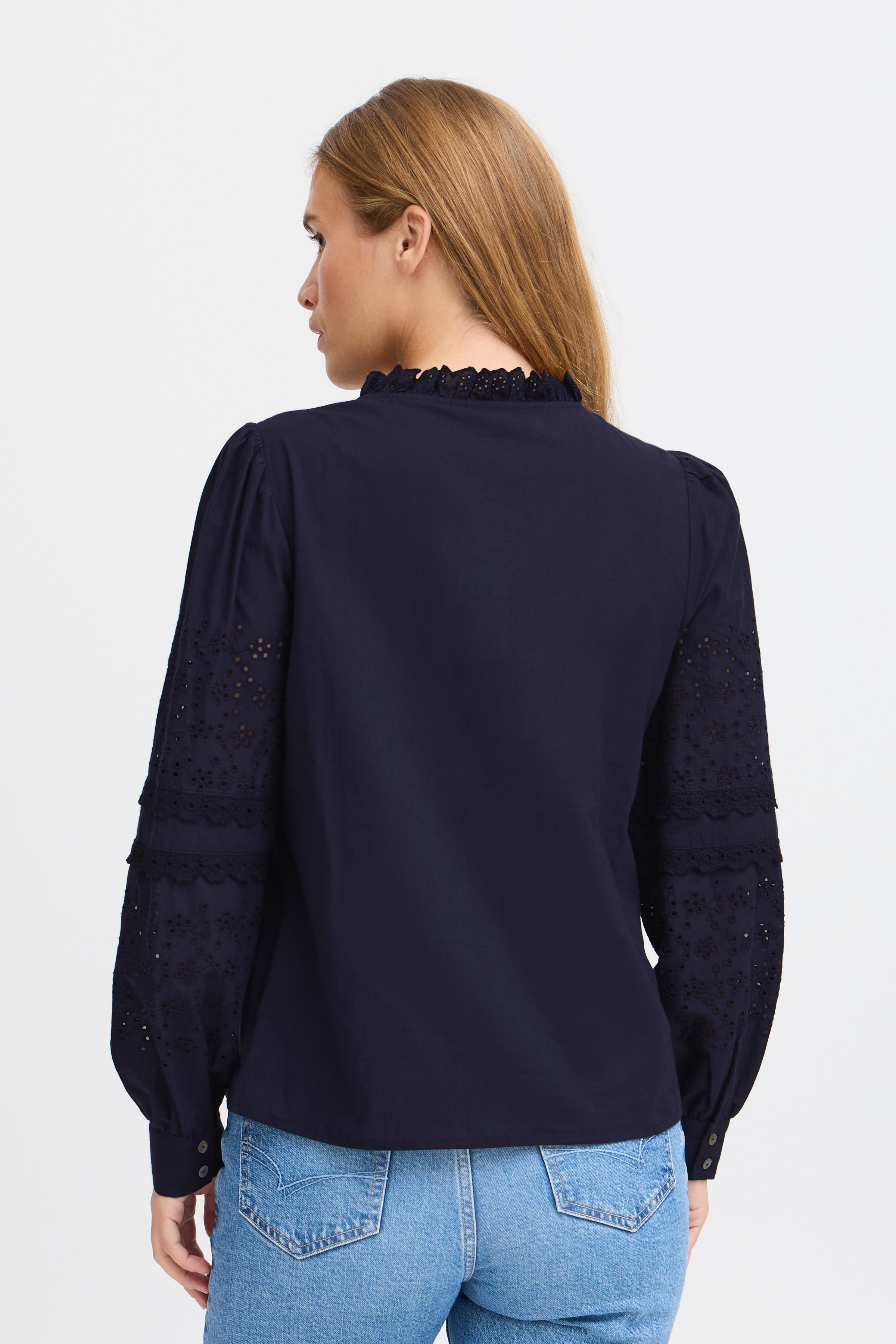 PZKATANA bluse LOOKBOOK BACK 50208406-194020