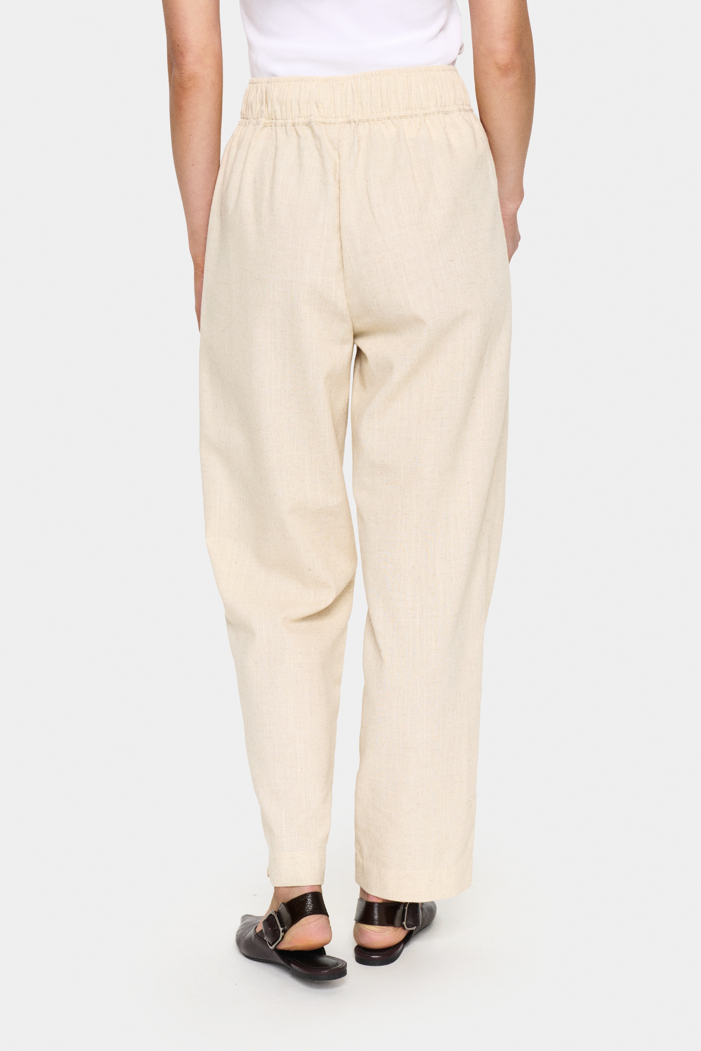 KrisSZ Hose LOOKBOOK BACK 30514014-1412081