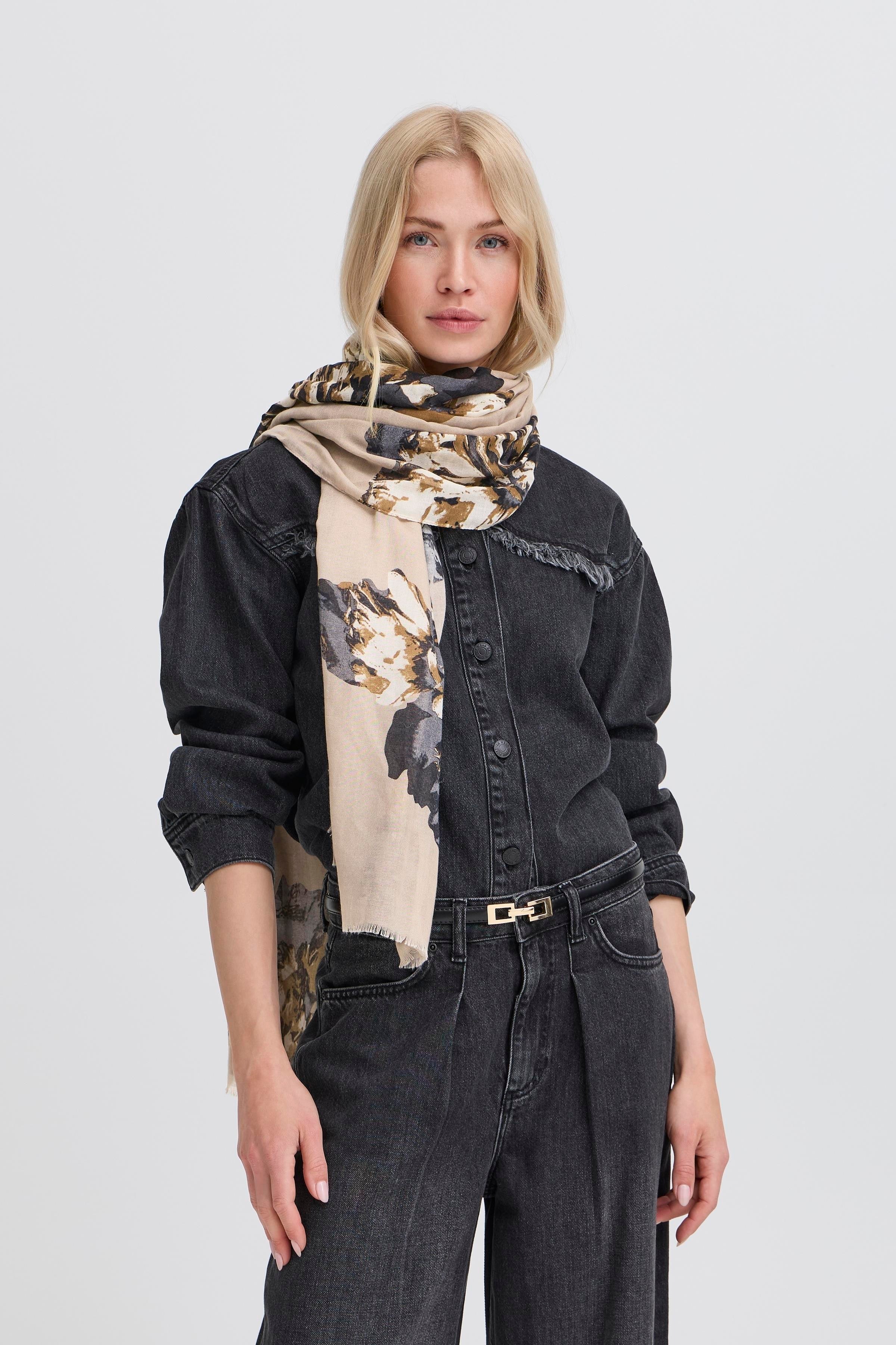 BYWALLAM Tuch LOOKBOOK FRONT 20818275-900002191