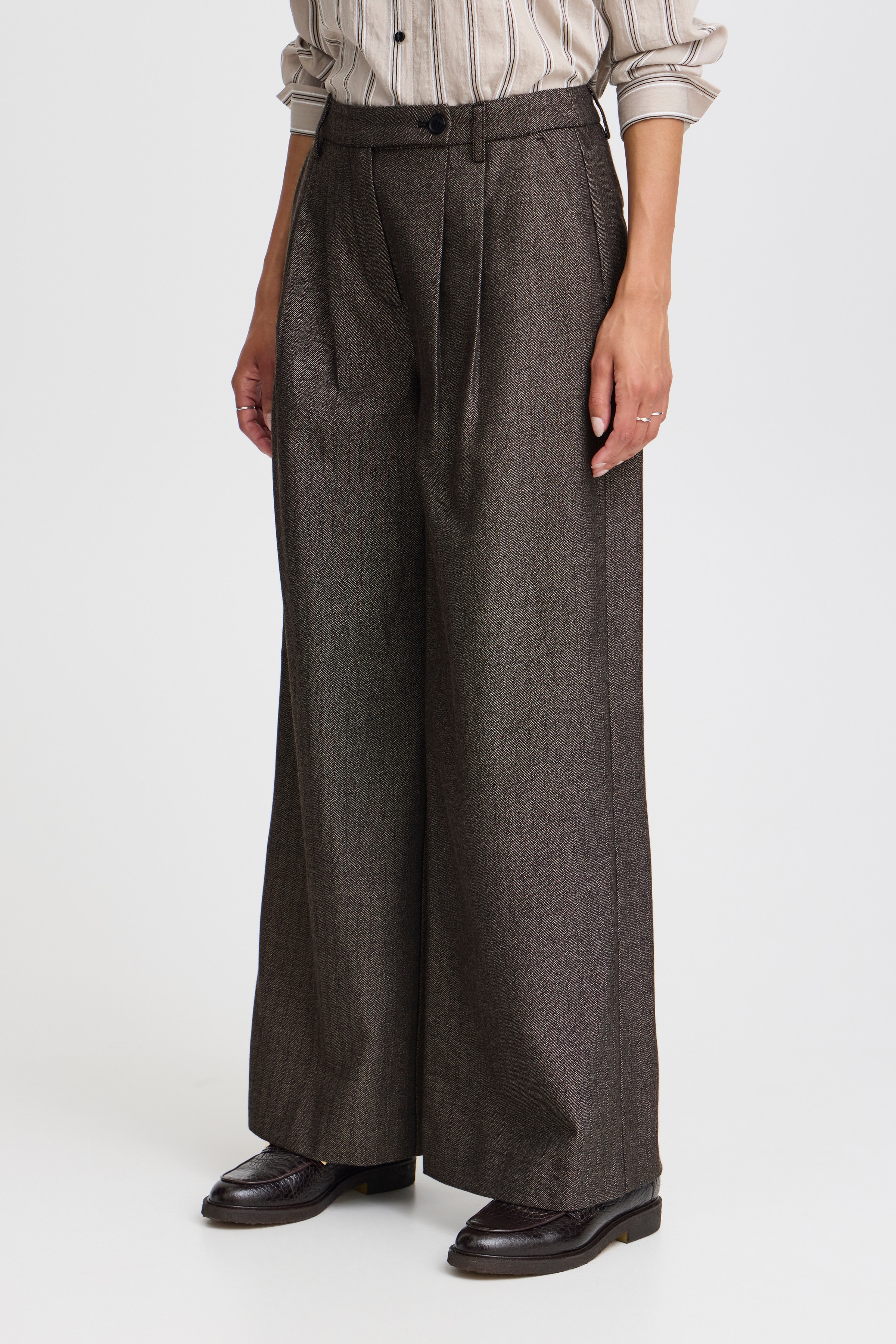 BYDAIKO Trousers LOOKBOOK FRONT 20815543-200453