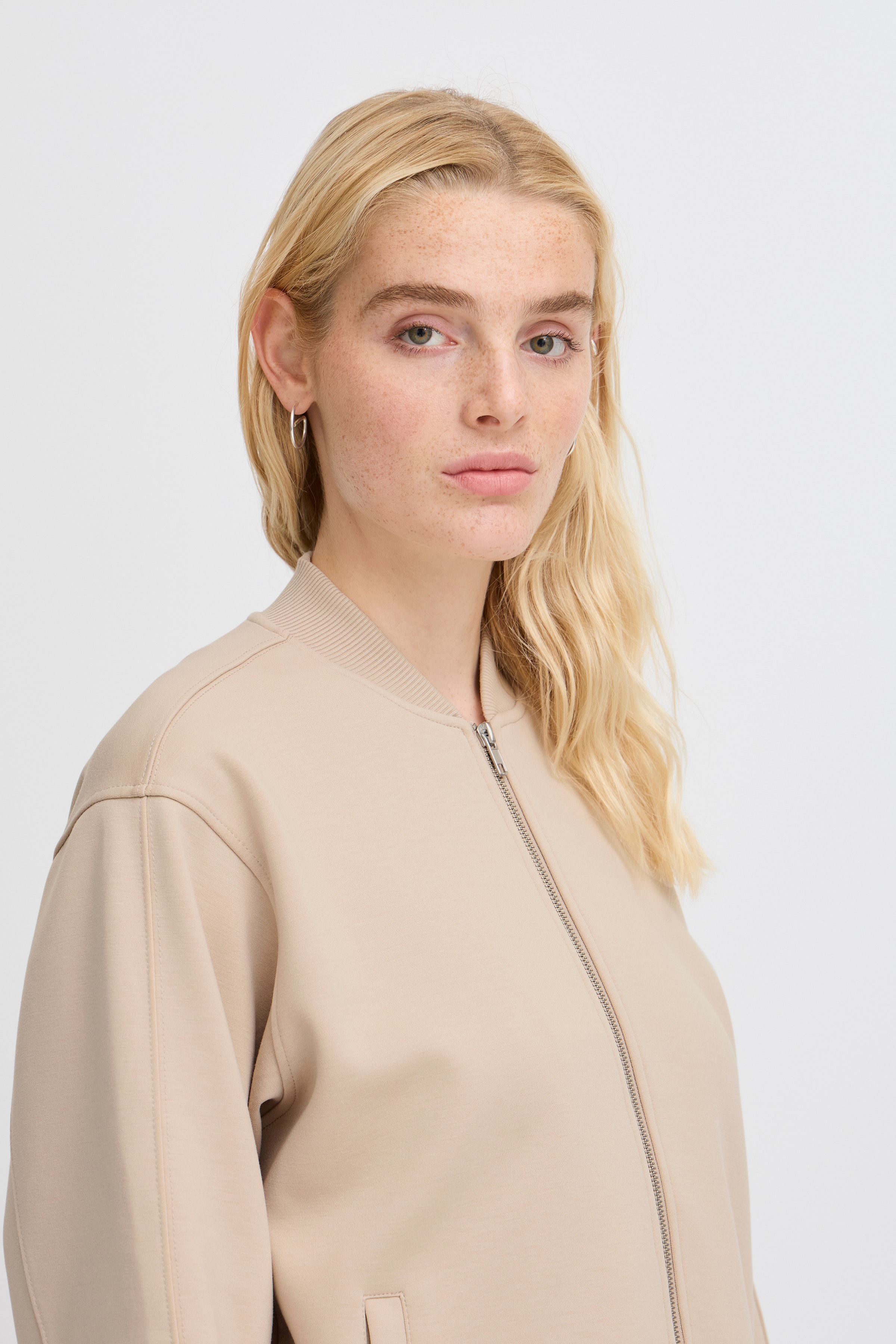 IHKATE Yttertøy LOOKBOOK DETAIL 20122548-151308