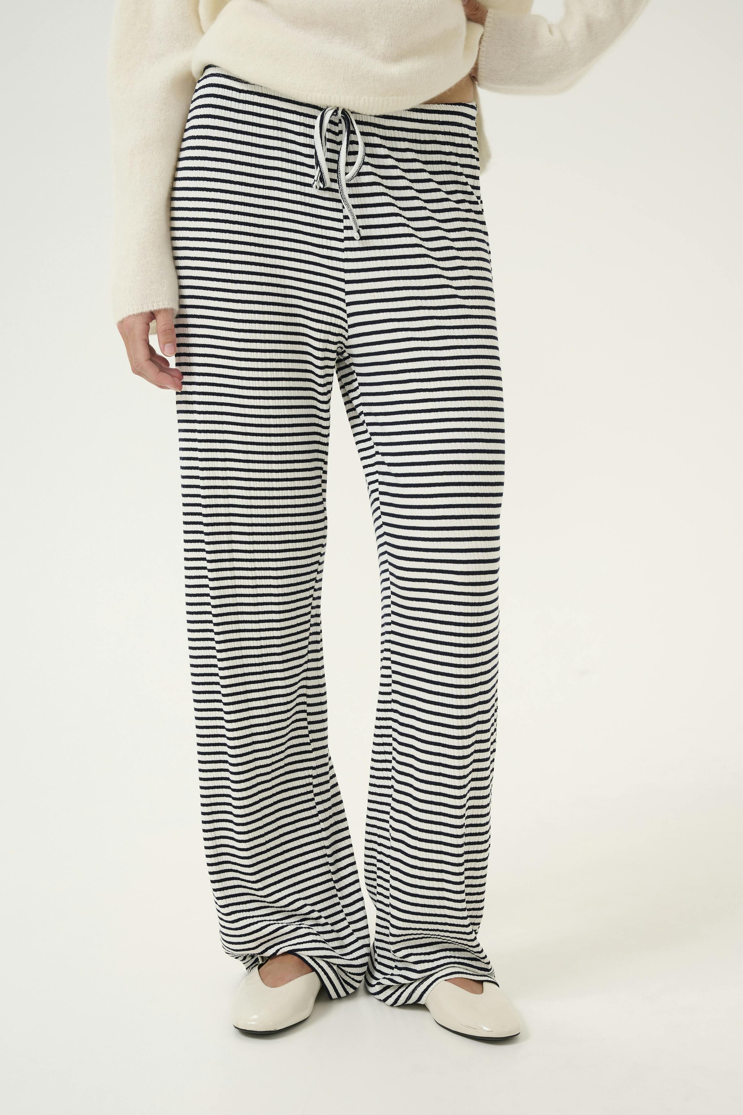 KBCandace Broek LOOKBOOK FRONT 10105451-103953