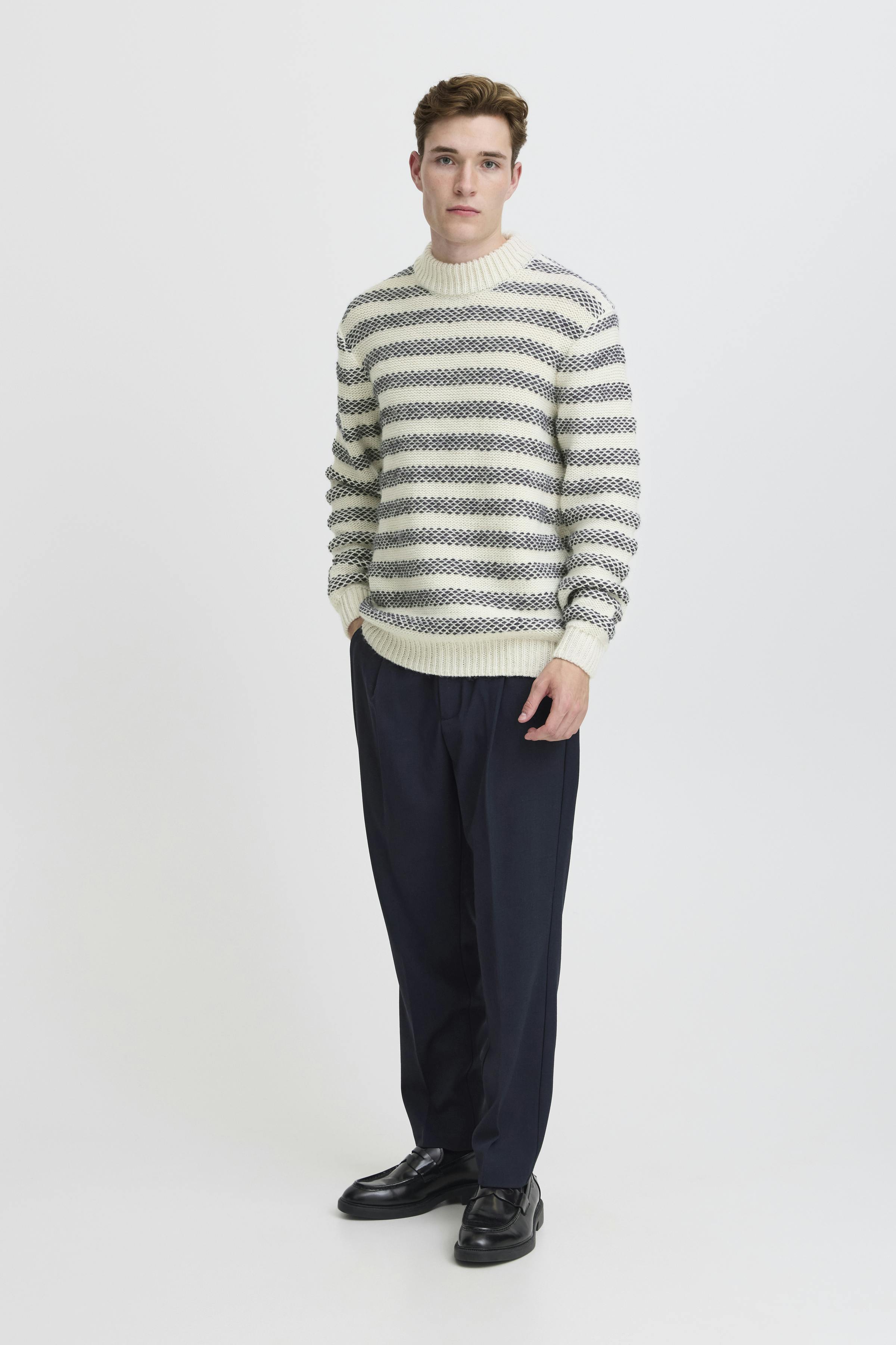 CFKARL Pullover LOOKBOOK FRONT 20505342-135304