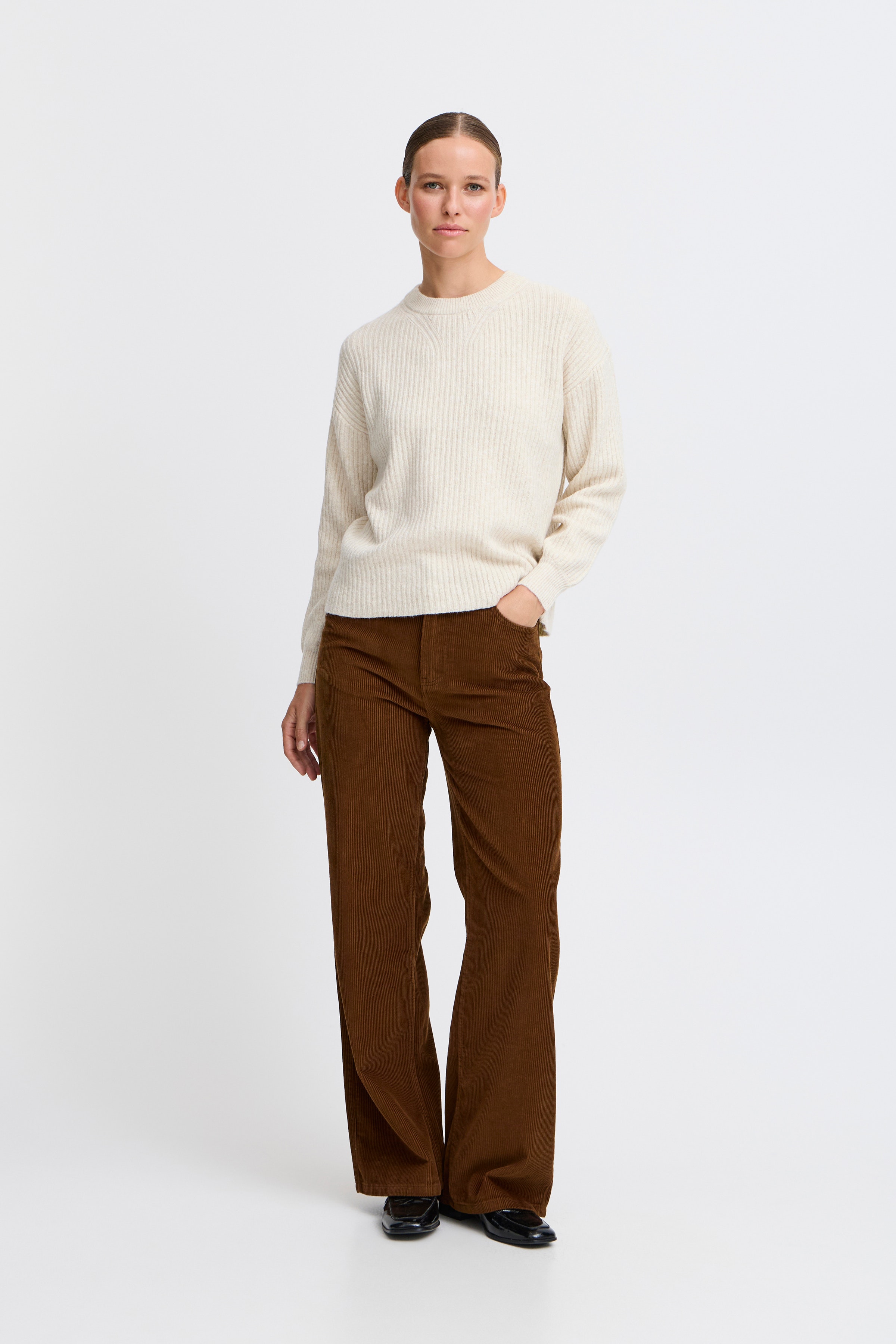 BYDANNA Trousers LOOKBOOK FRONT 20812113-181027