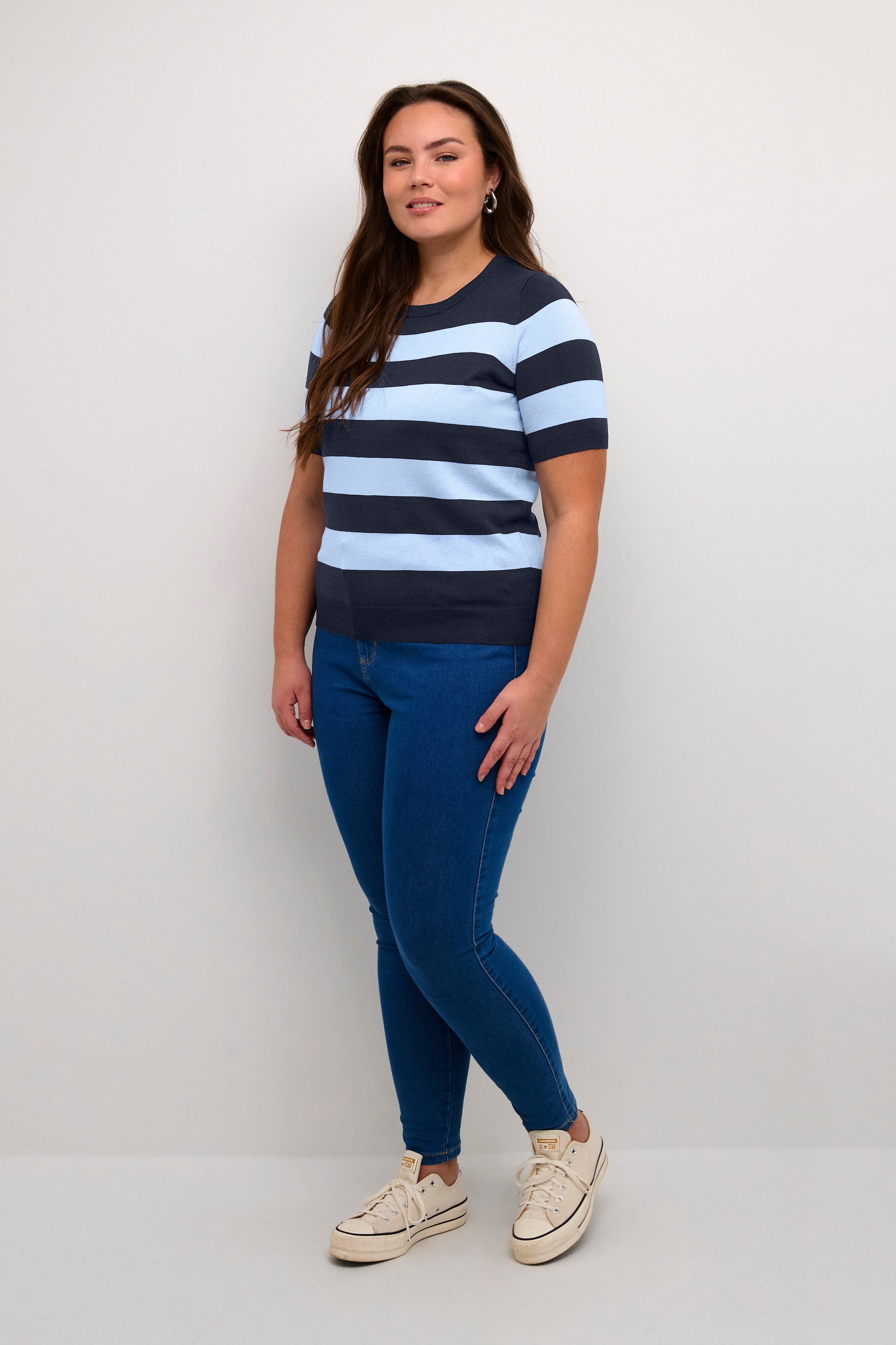 KCmaji Pullover LOOKBOOK FRONT 10581442-106315