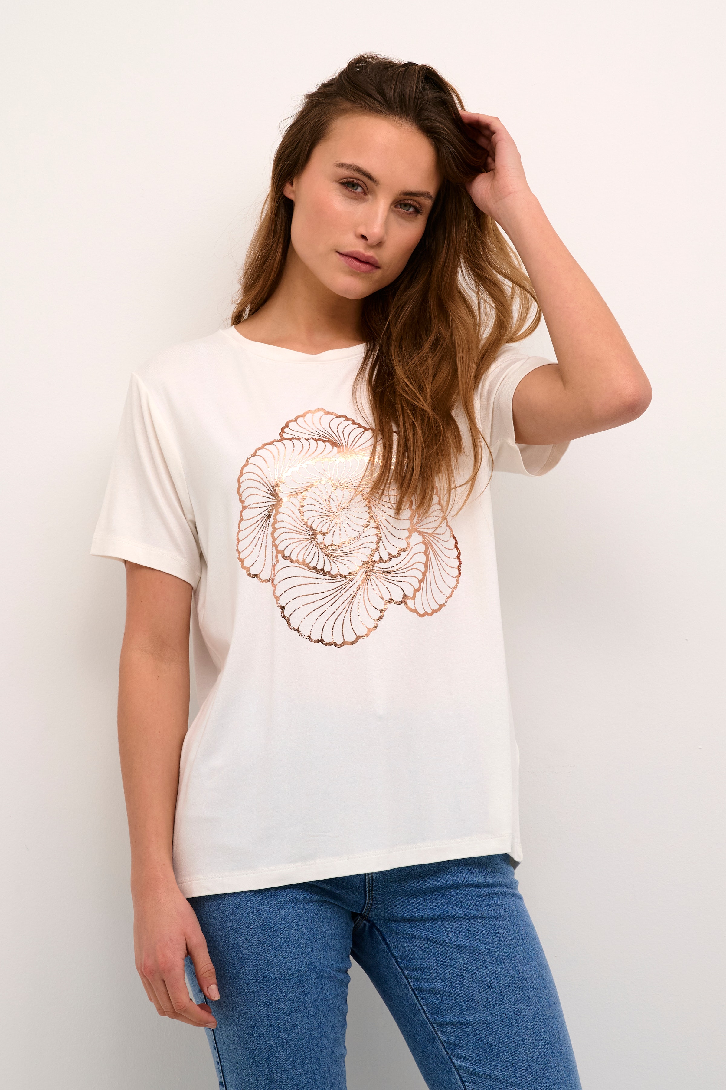 BPhedvika T-shirt LOOKBOOK FRONT 10590666-110602B