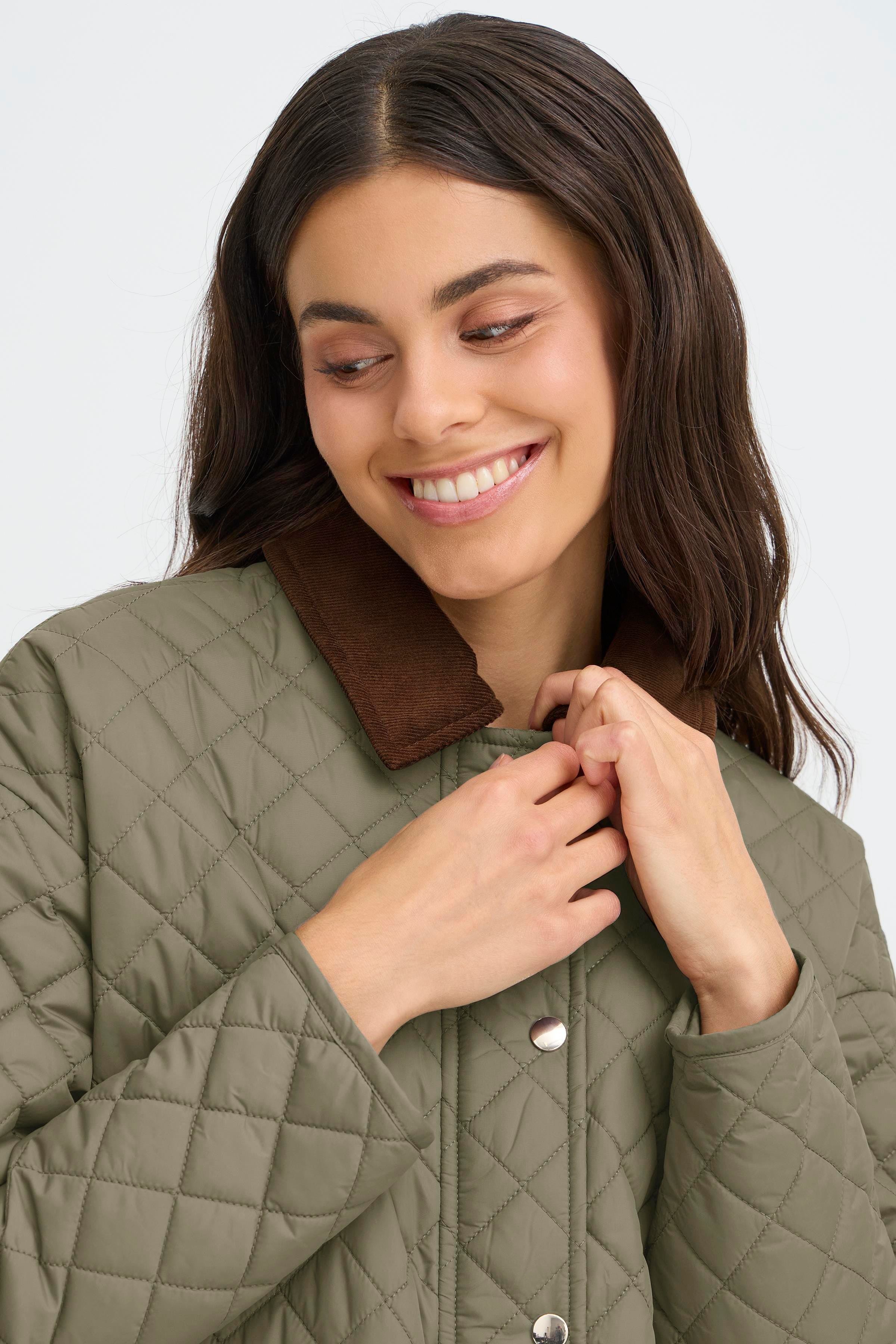 FRINNA Ytterplagg LOOKBOOK DETAIL 20617923-180516