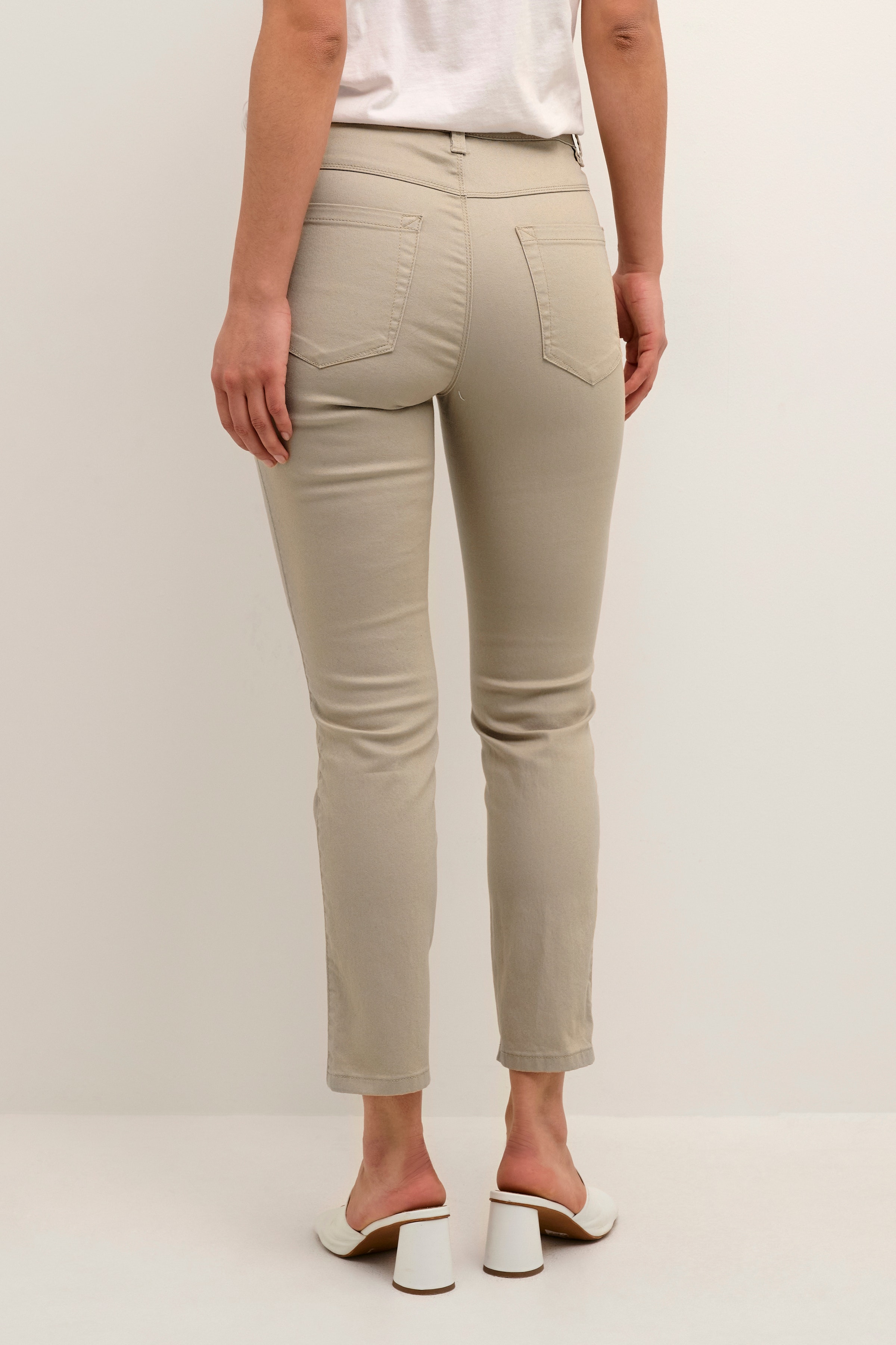 KAzelina Jeans LOOKBOOK BACK 10506253-151305
