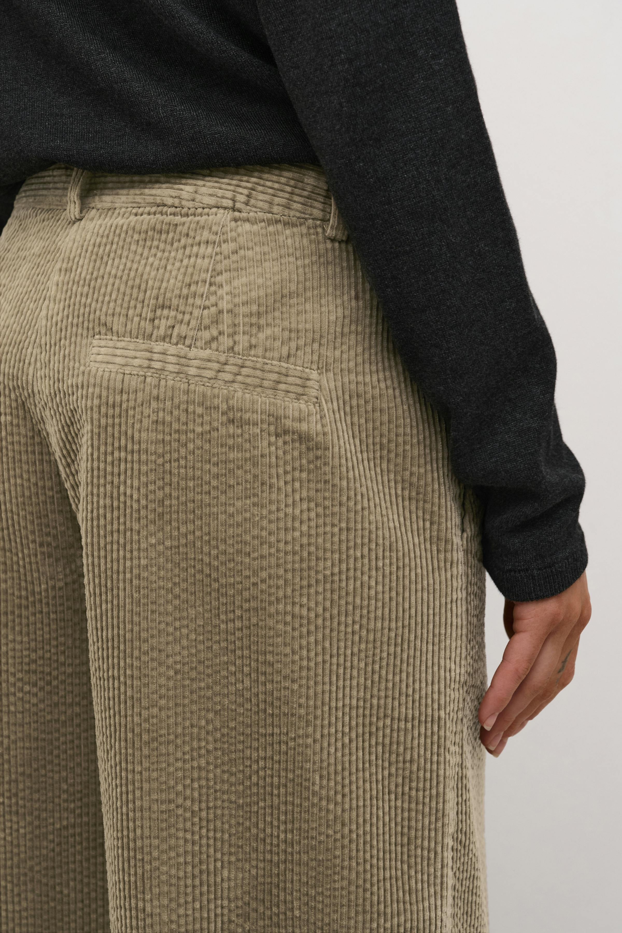 CUklay Corduroy Trousers LOOKBOOK DETAIL 50111043-171310