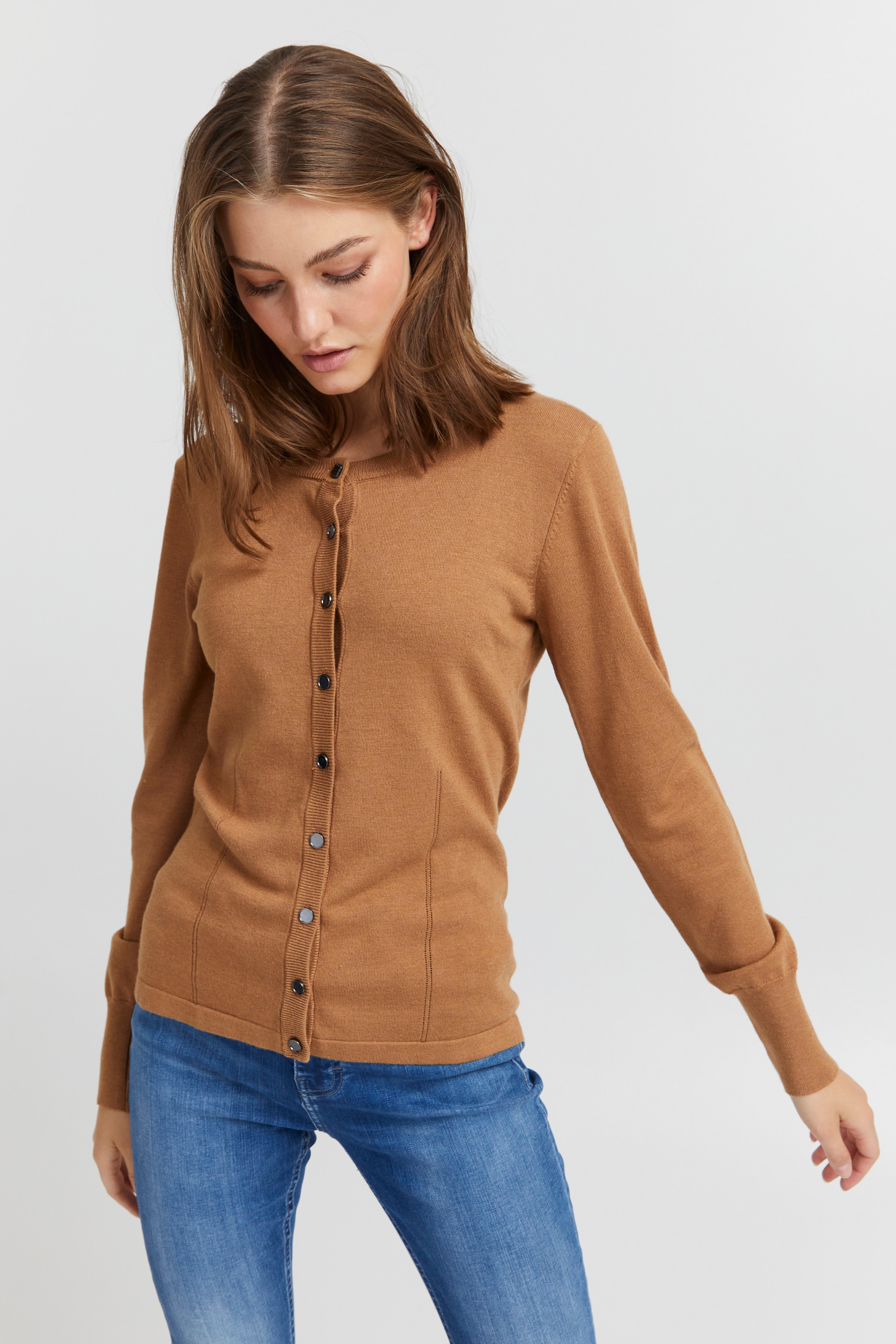 PZSARA Cardigan LOOKBOOK FRONT 50203229-1713271