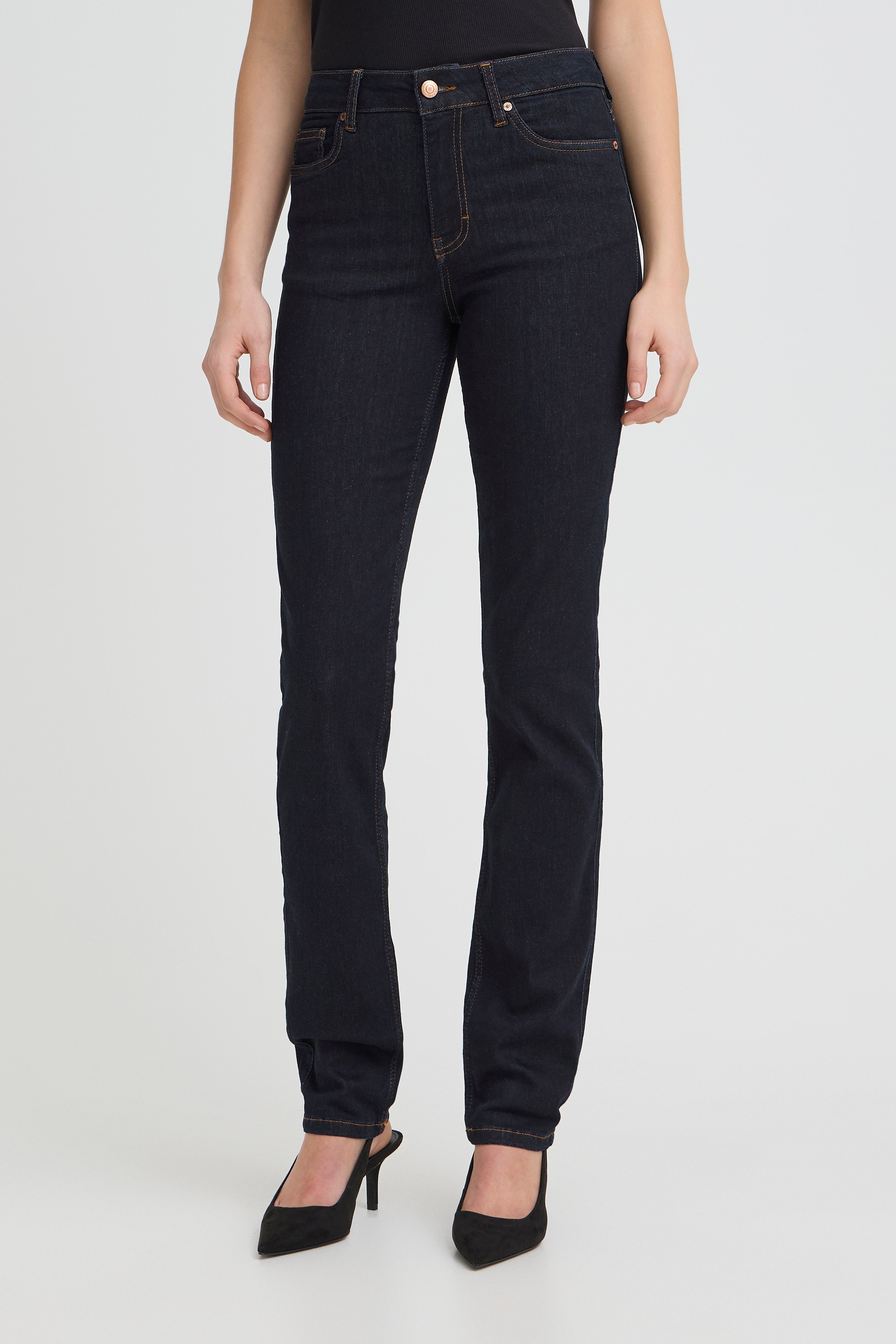 PZEMMA HW Jeans medium straight LOOKBOOK FRONT 50206336-202124